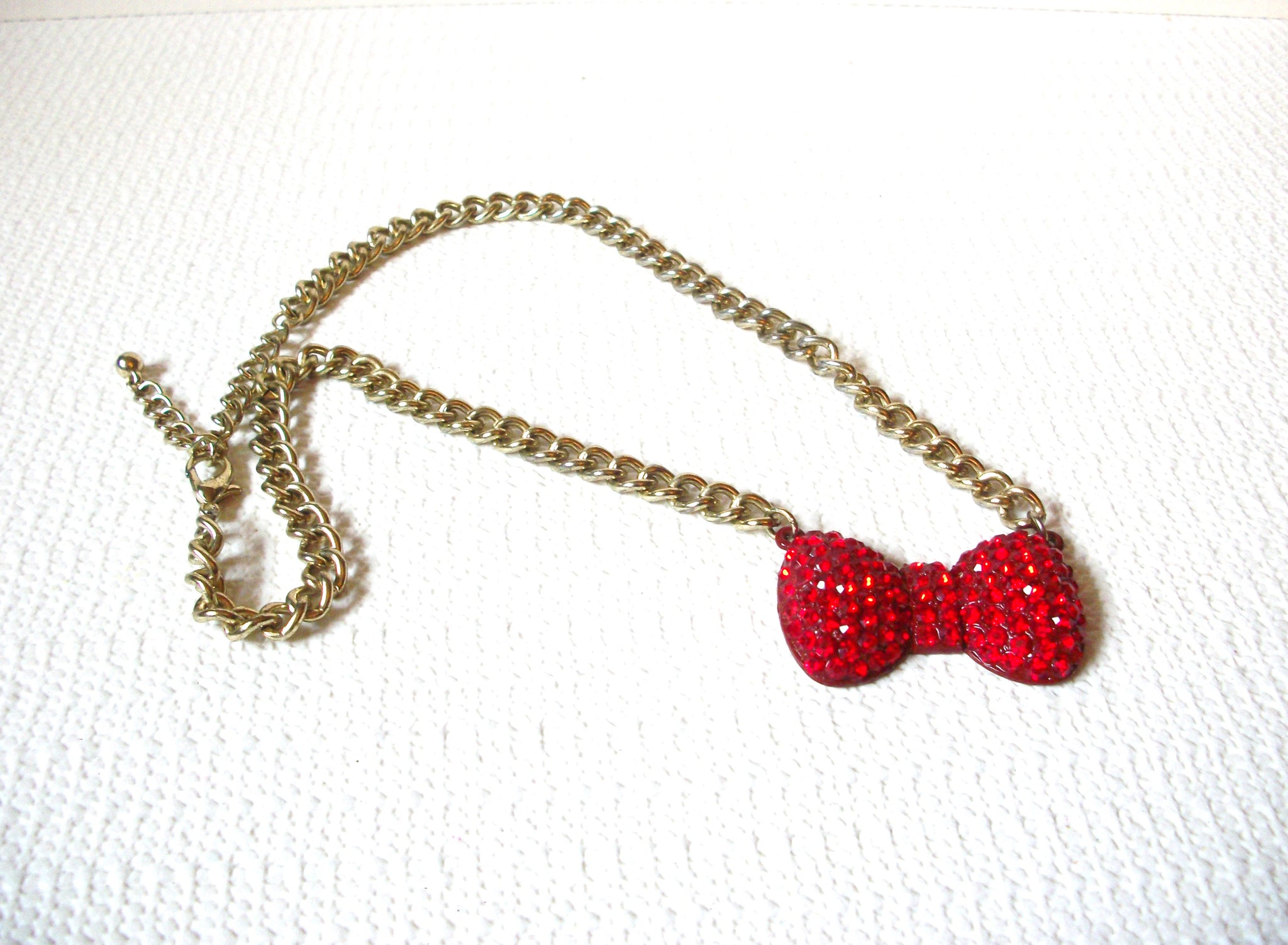 Vintage Red Rhinestones Bow Tie Necklace 101520