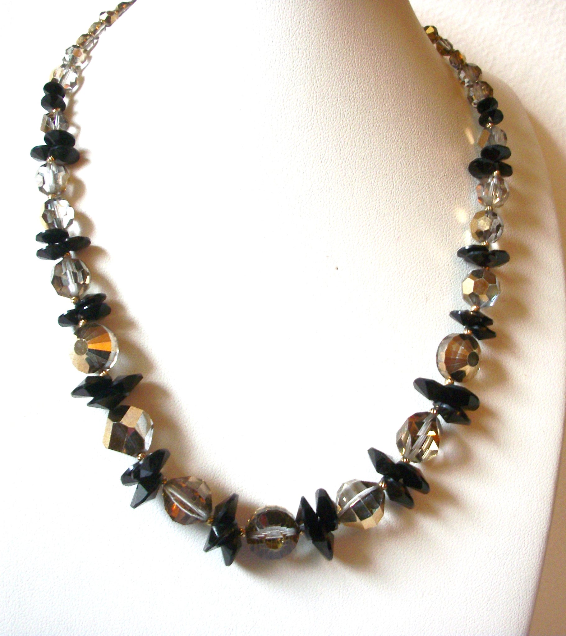 Vintage Black Onyx Czech Glass Necklace 101520