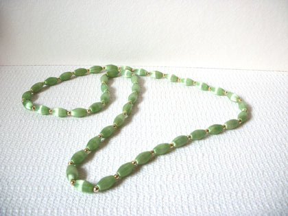 Retro Pastel Green Silk Necklace 101620