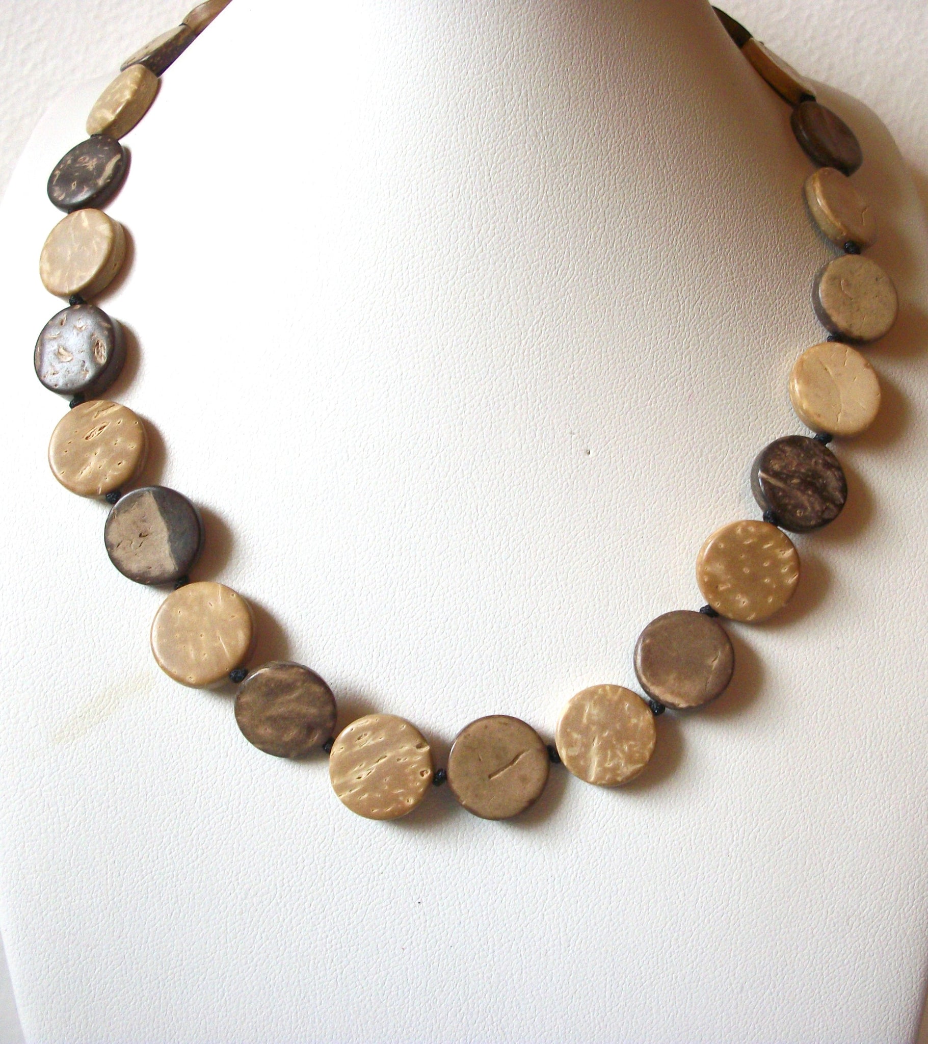 EXPRESS Exotic Nut Beads Necklace 101620