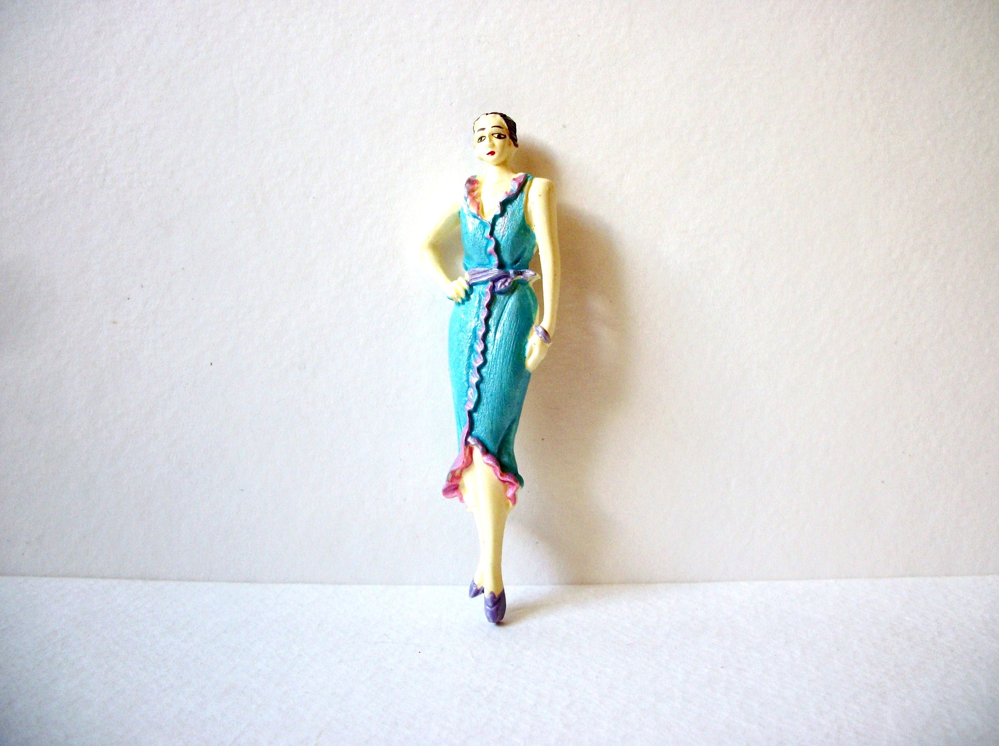 Vintage Lady Brooch 71620