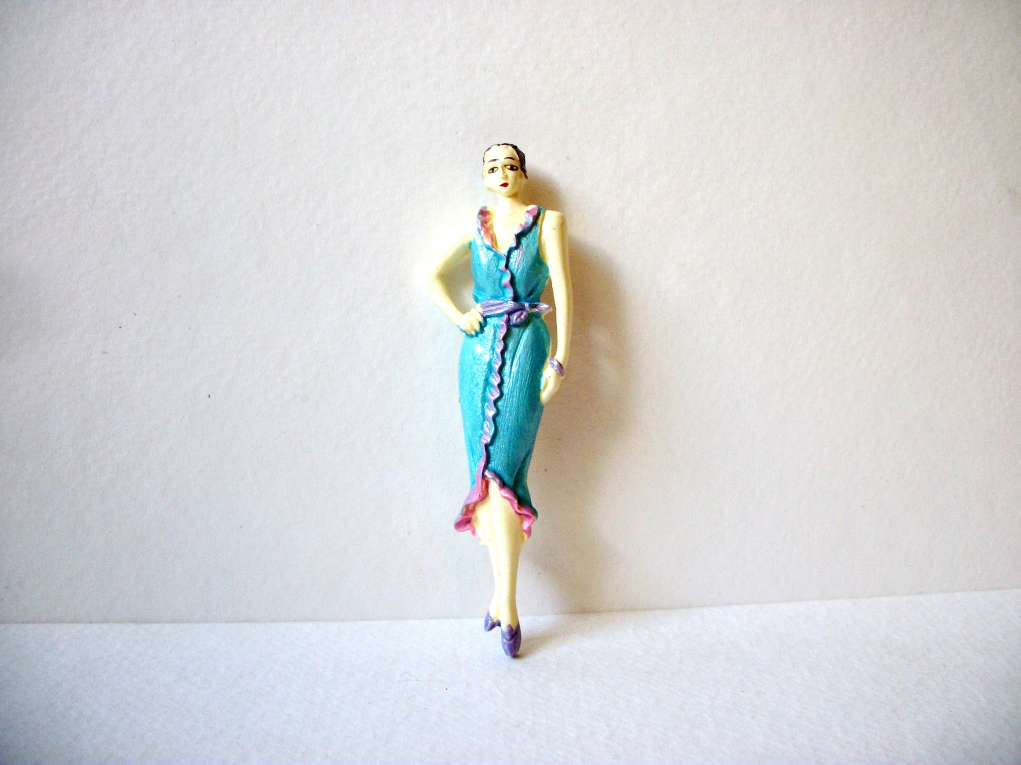 Vintage Lady Brooch 71620