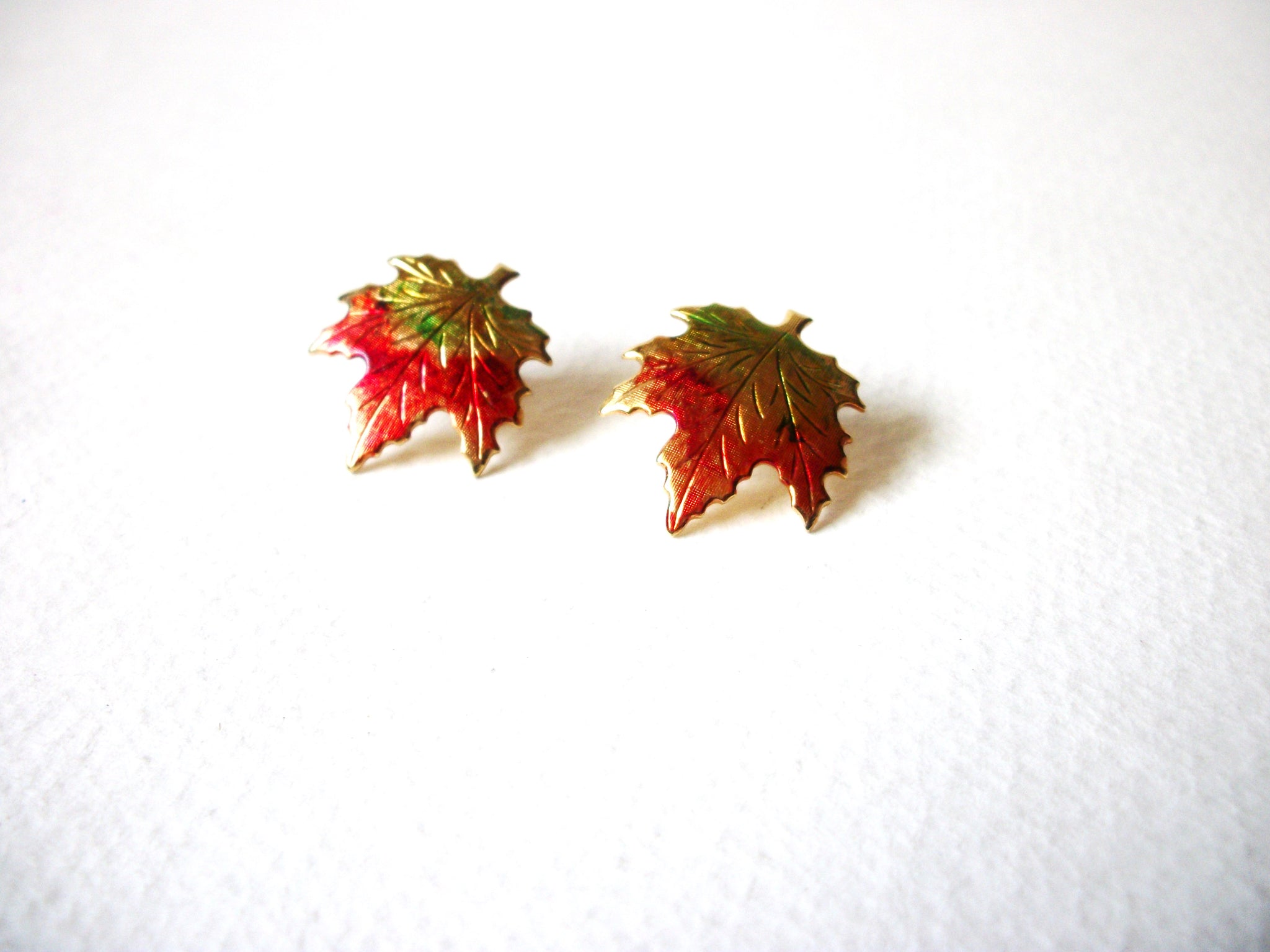 Vintage Maple Leaf Earrings 71720