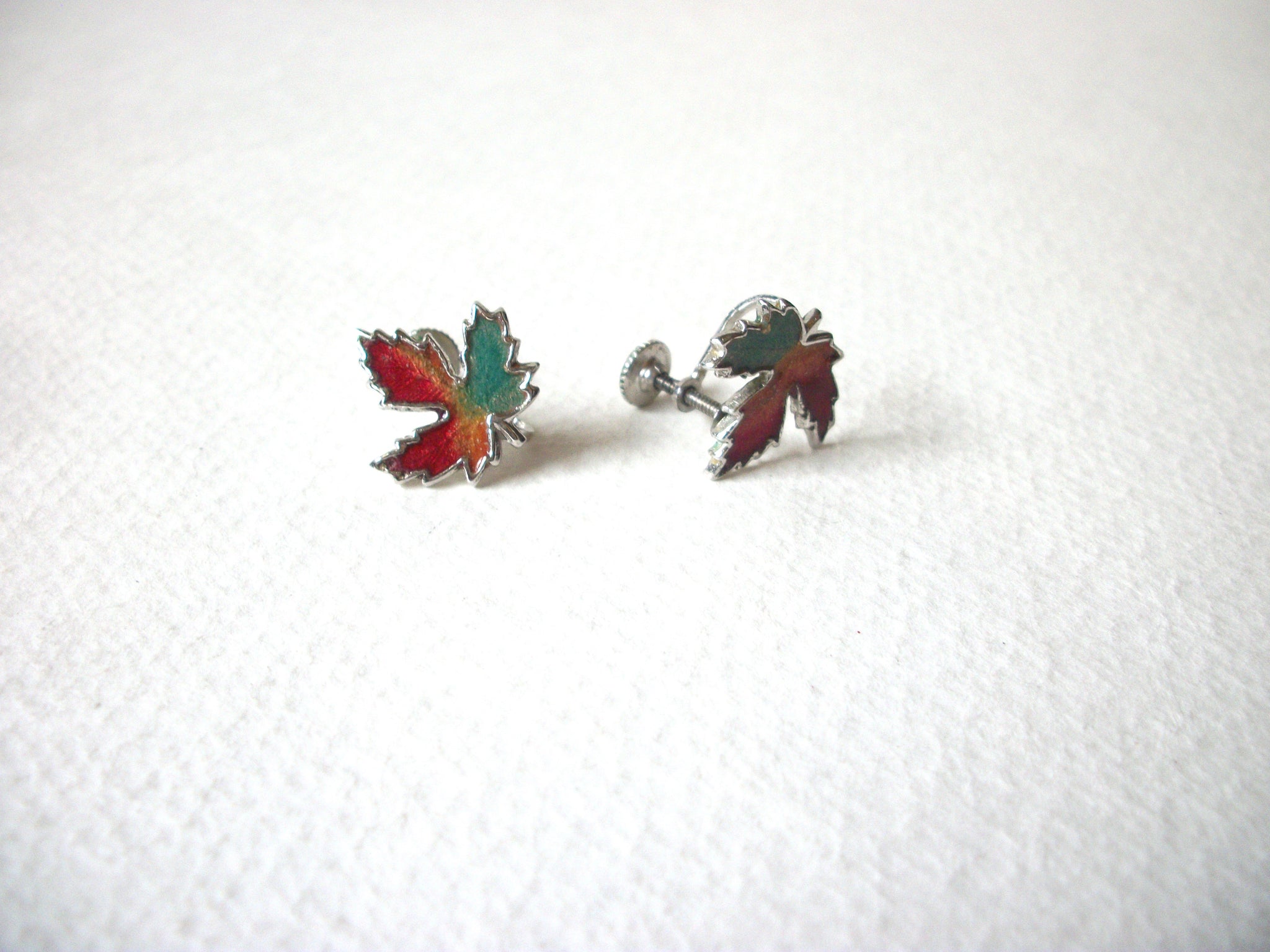 Vintage Leaves Screw Back Earrings 71820