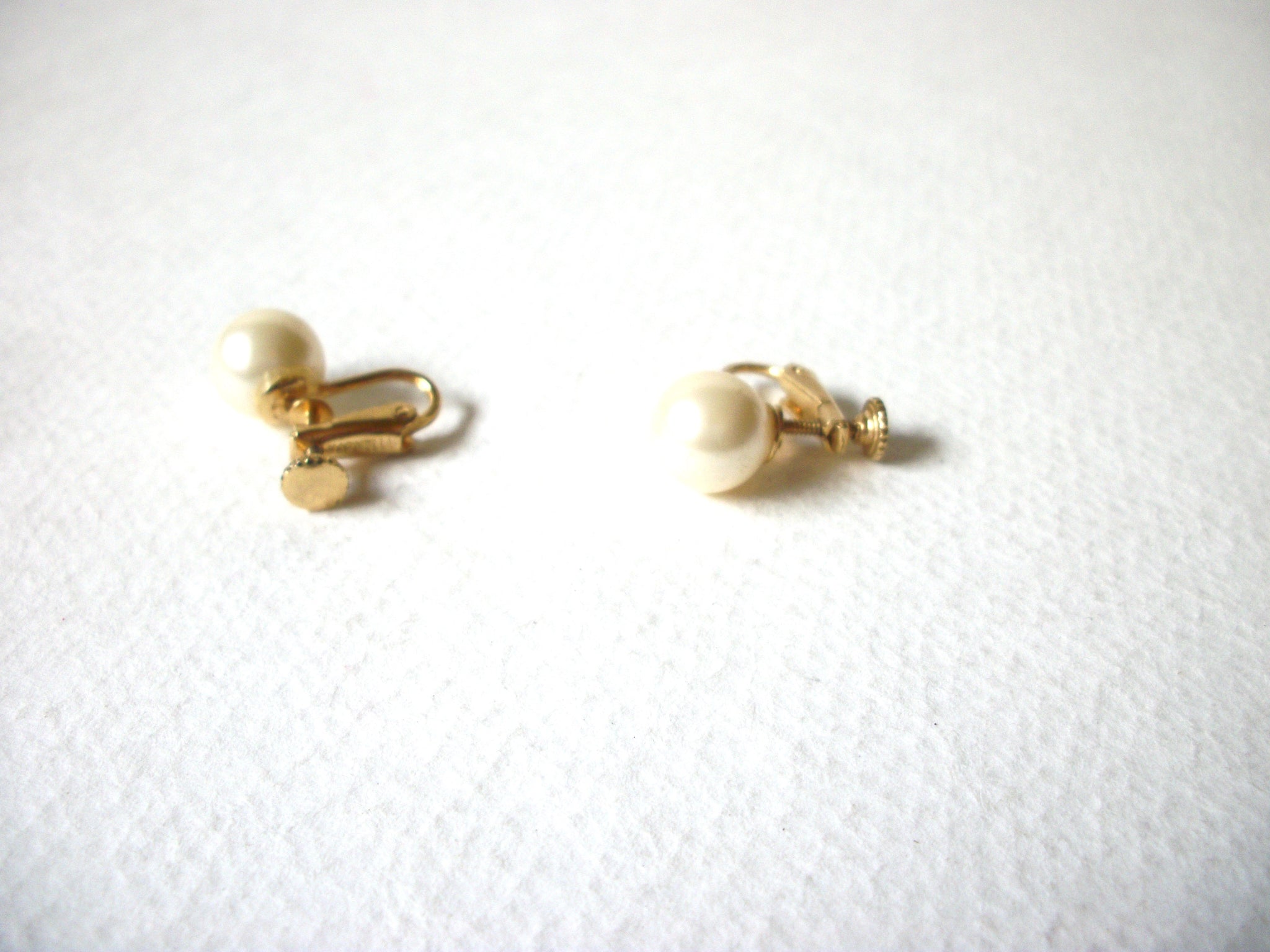 MARVELLA Vintage Glass Pearls Screw Back Earrings 71820