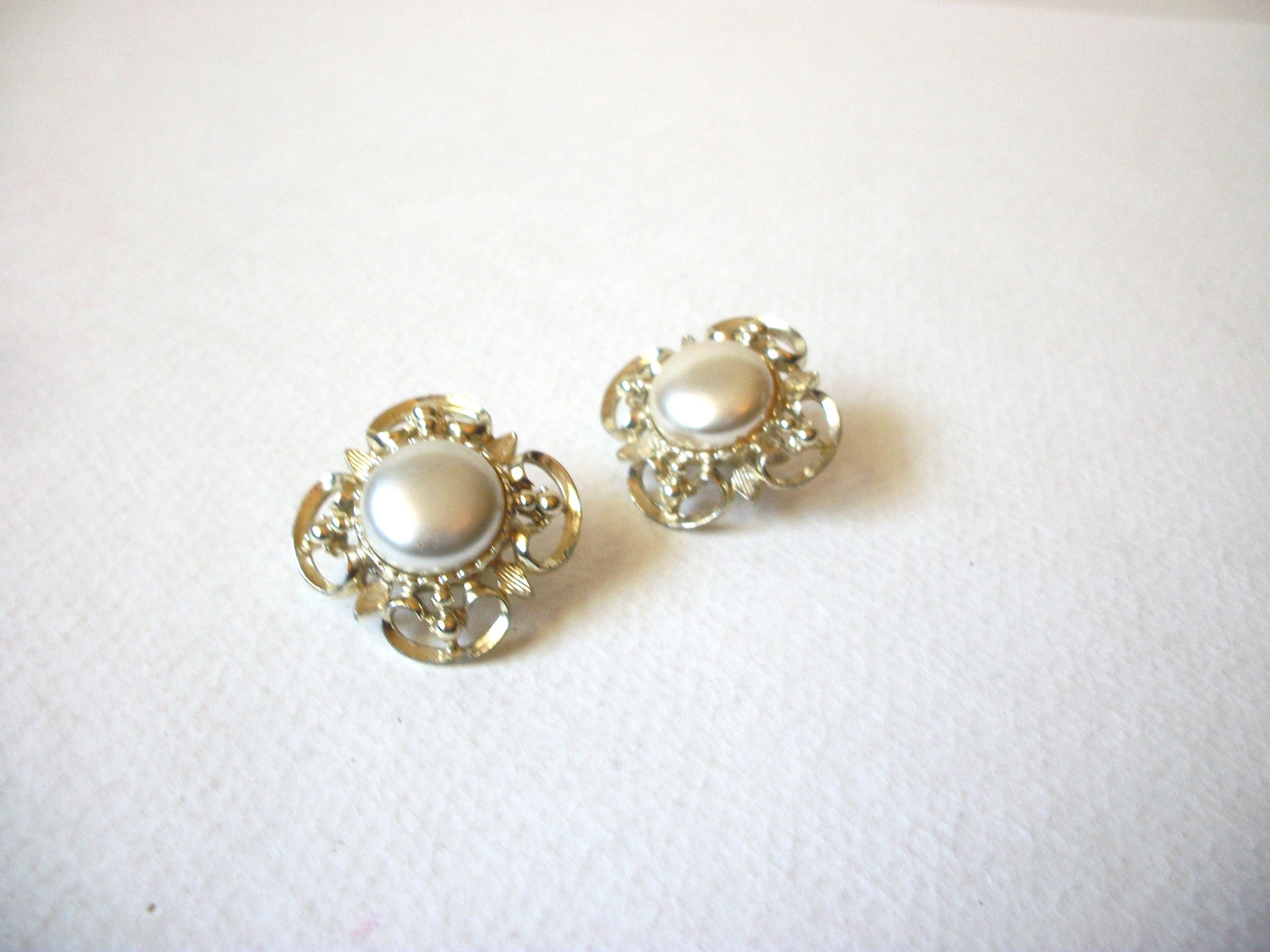 Vintage EMMONS Pearl Earrings 71820