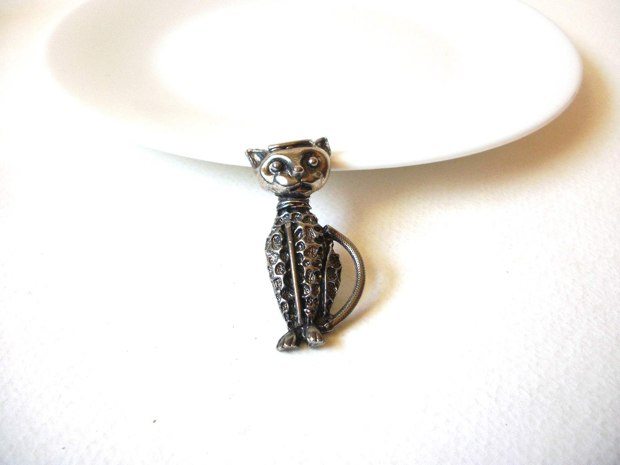 Vintage Cat Brooch 71820