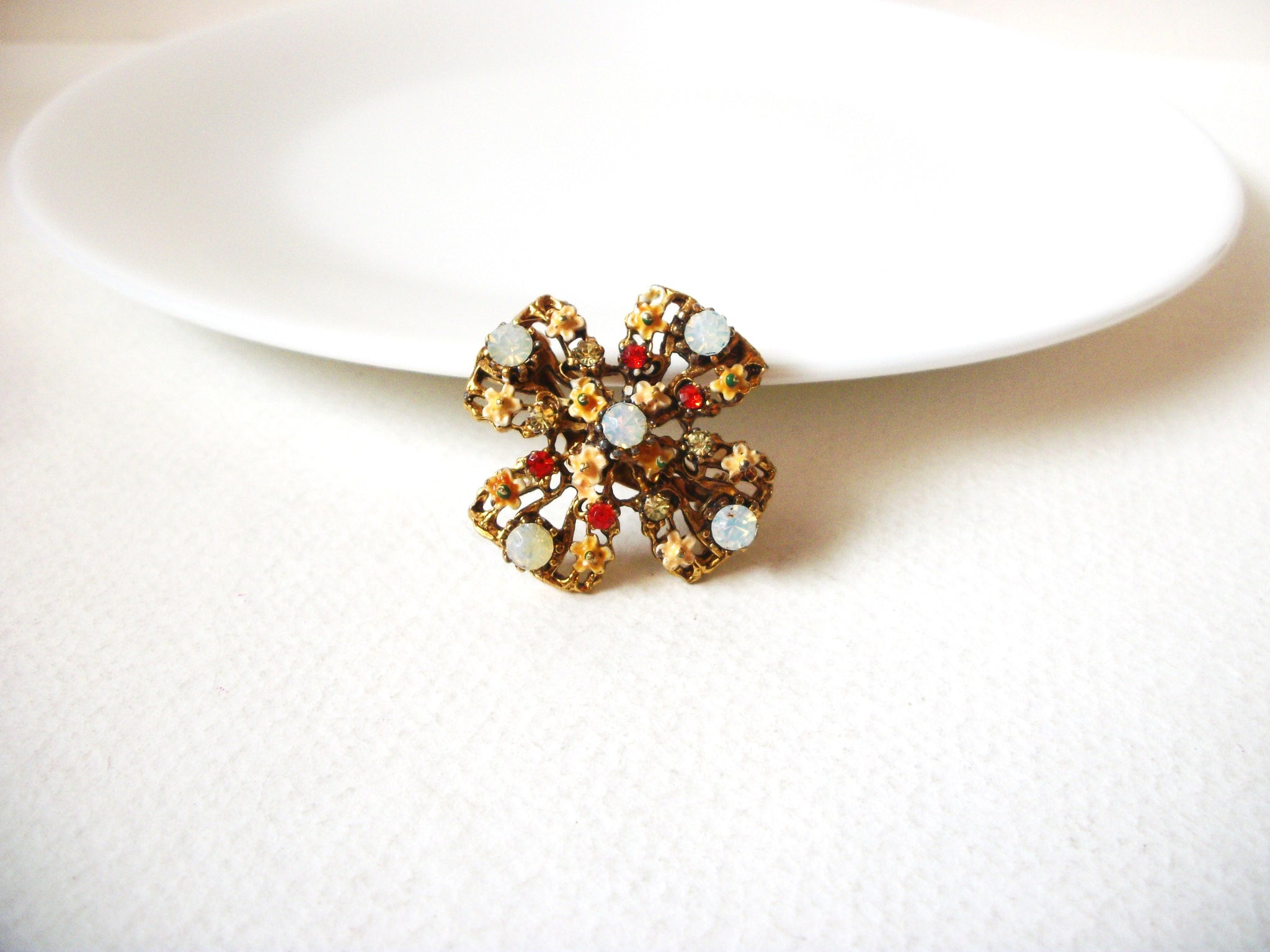 Vintage Floral Rhinestone Brooch 71820