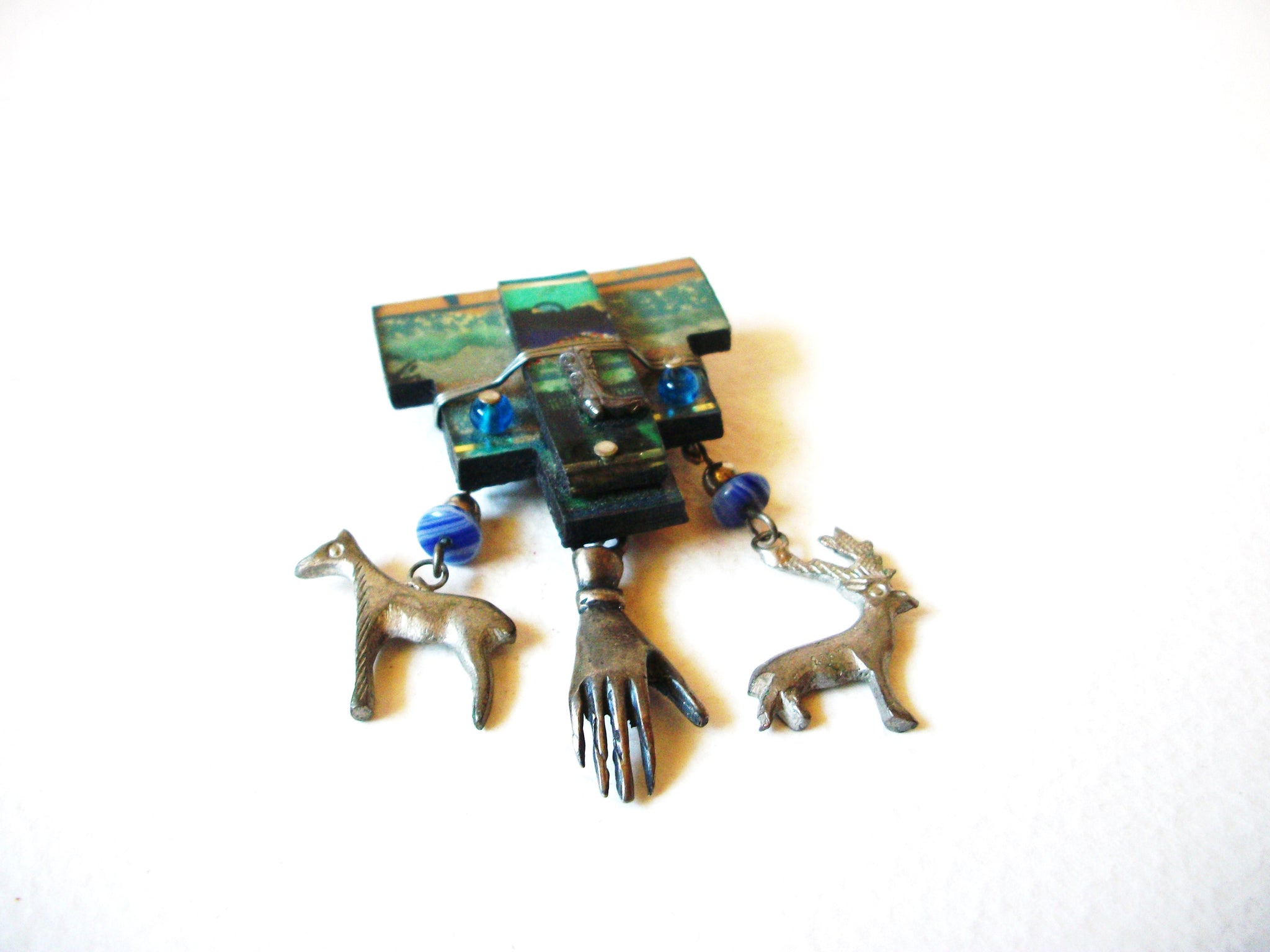 Hand Made Horse Hand Deer Brooch 72020