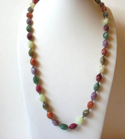 Vintage Old Plastic Necklace 72220