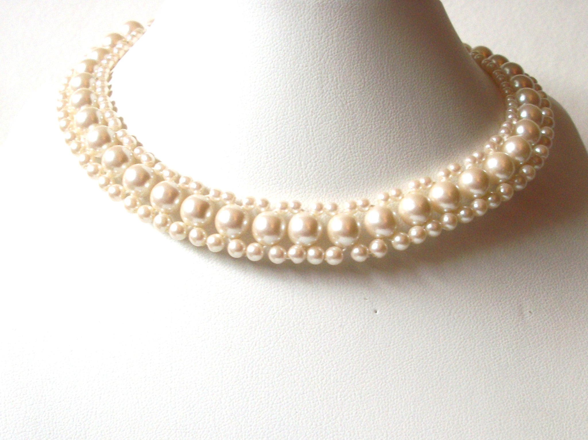 Vintage Glass Pearls Choker Necklace 72420