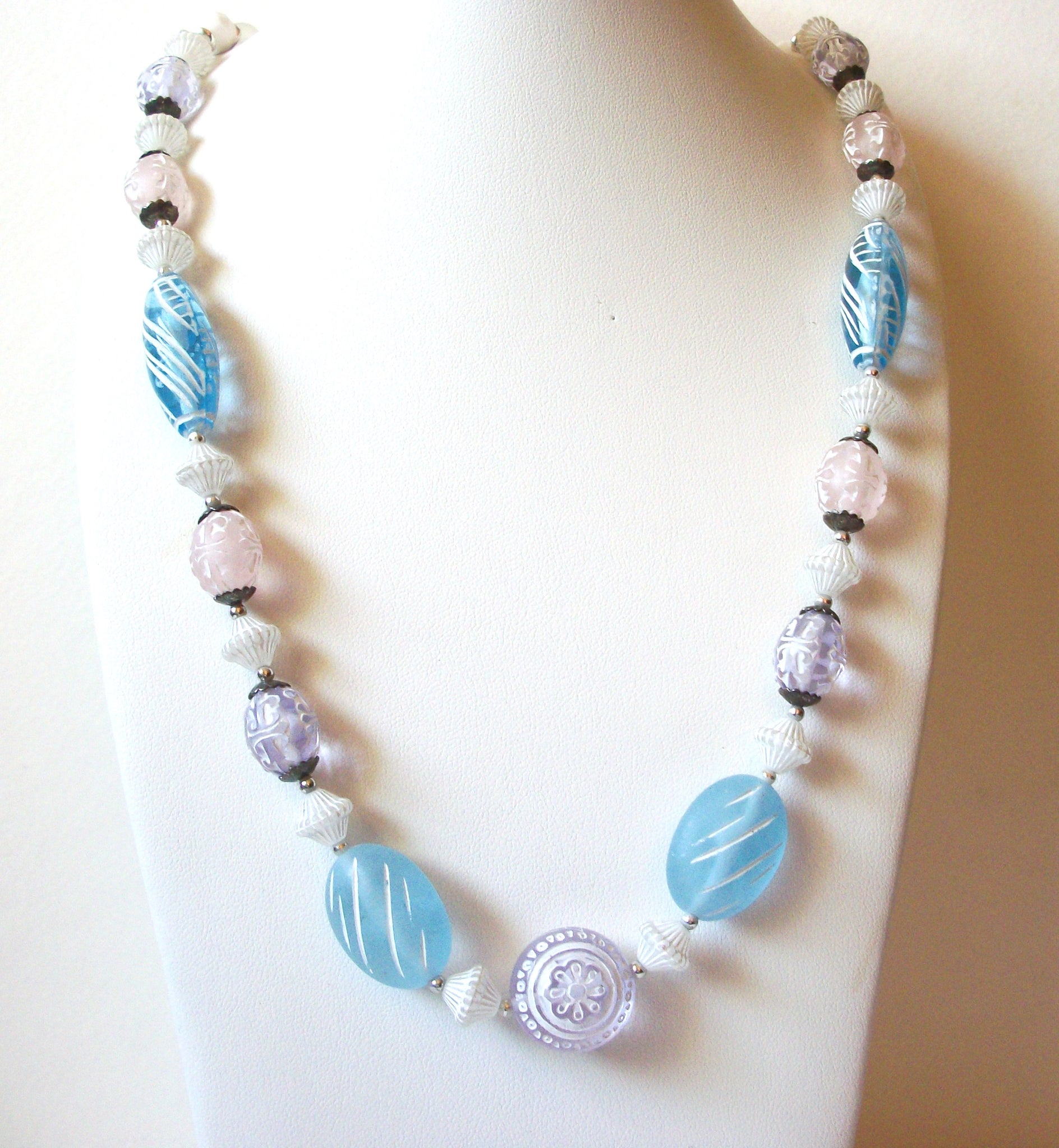 Romantic Pastels Vintage Necklace 72520