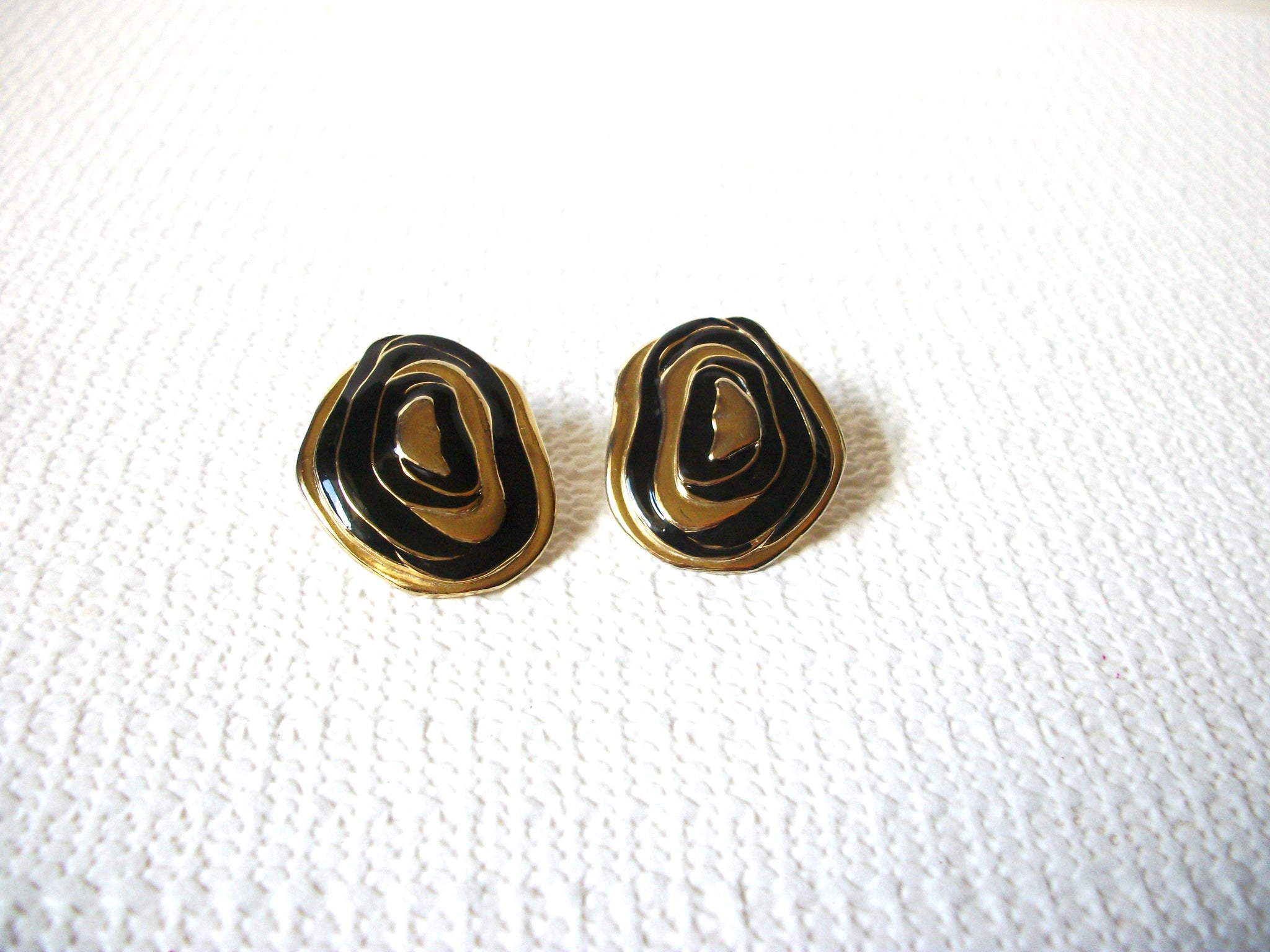 Retro Gold Black Earrings 72520