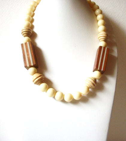 Vintage Wood Cream Acrylic Beads Necklace 73020