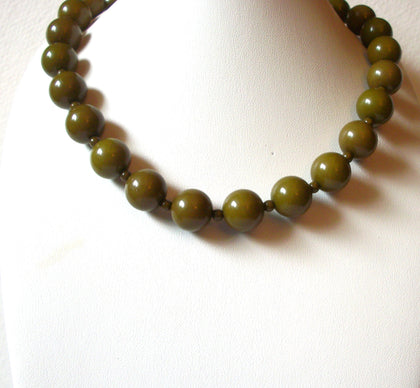 Vintage Olive Necklace 73020