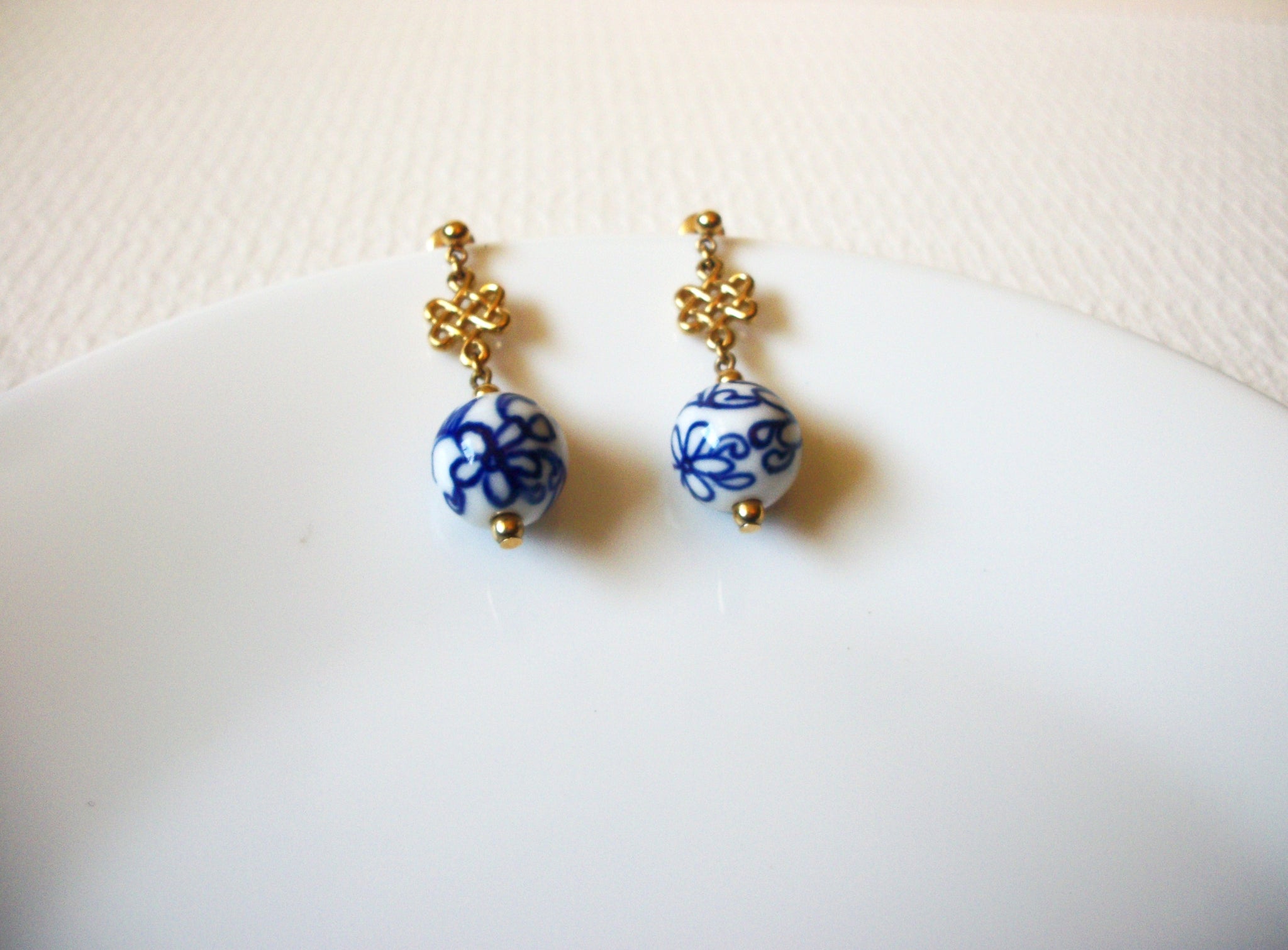 Vintage Glass Earrings 80220