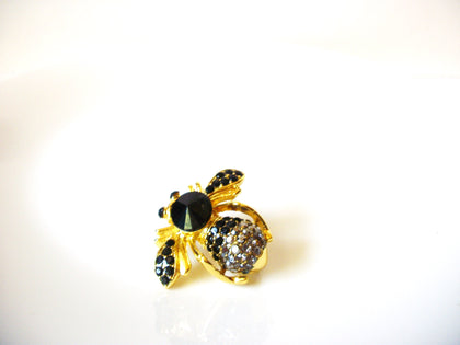 Retro Gold Toned Austrian Rhinestones Bee Brooch Pin 80620