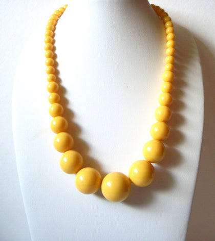 Retro 1970s Necklace 80220
