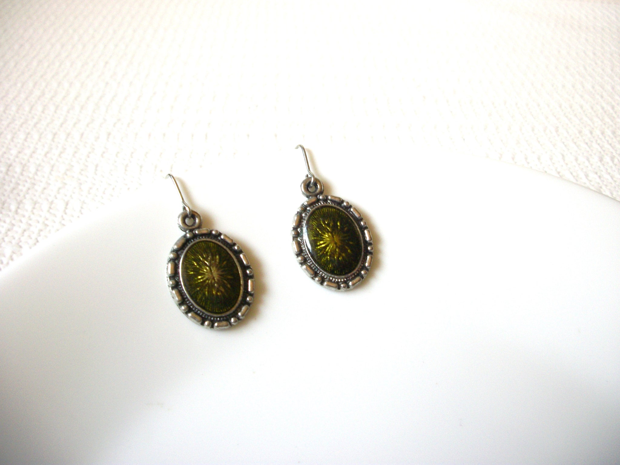 Retro Olive Green Earrings 80320