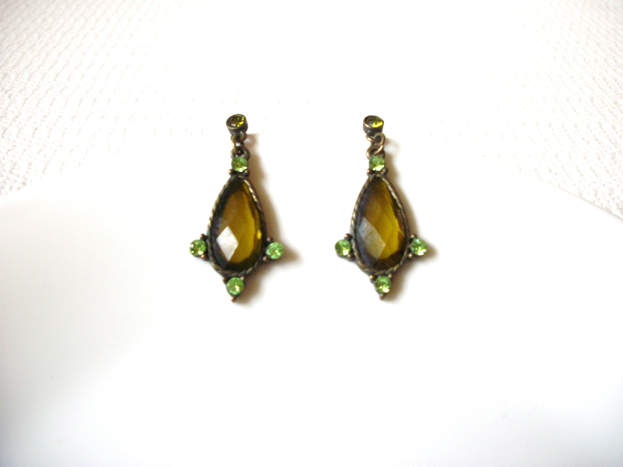 Victorian Glass Rhinestone Earrings 80320