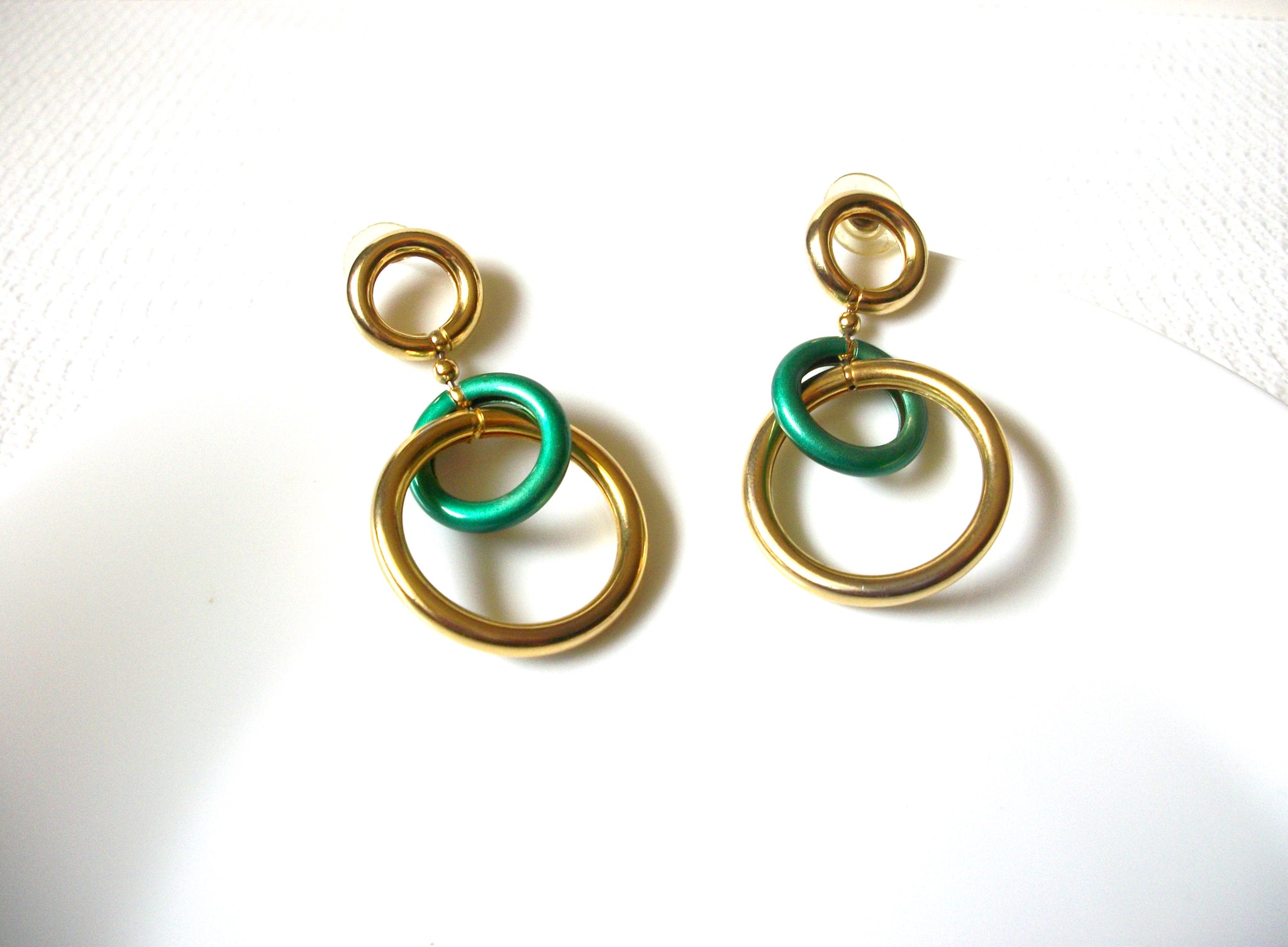 Retro Green Gold Dangle Earrings 80320