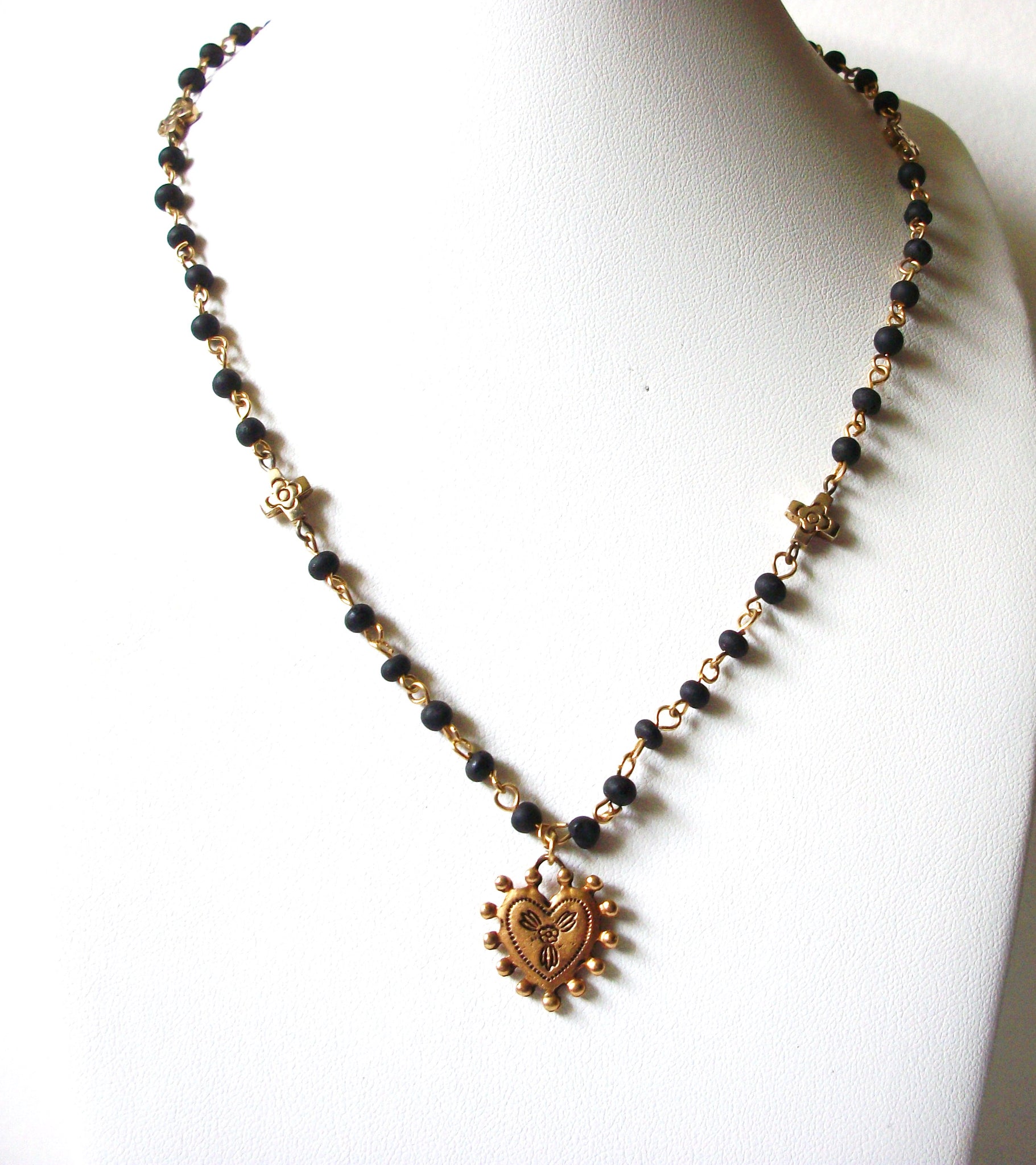 Vintage Black Gold Necklace 80520