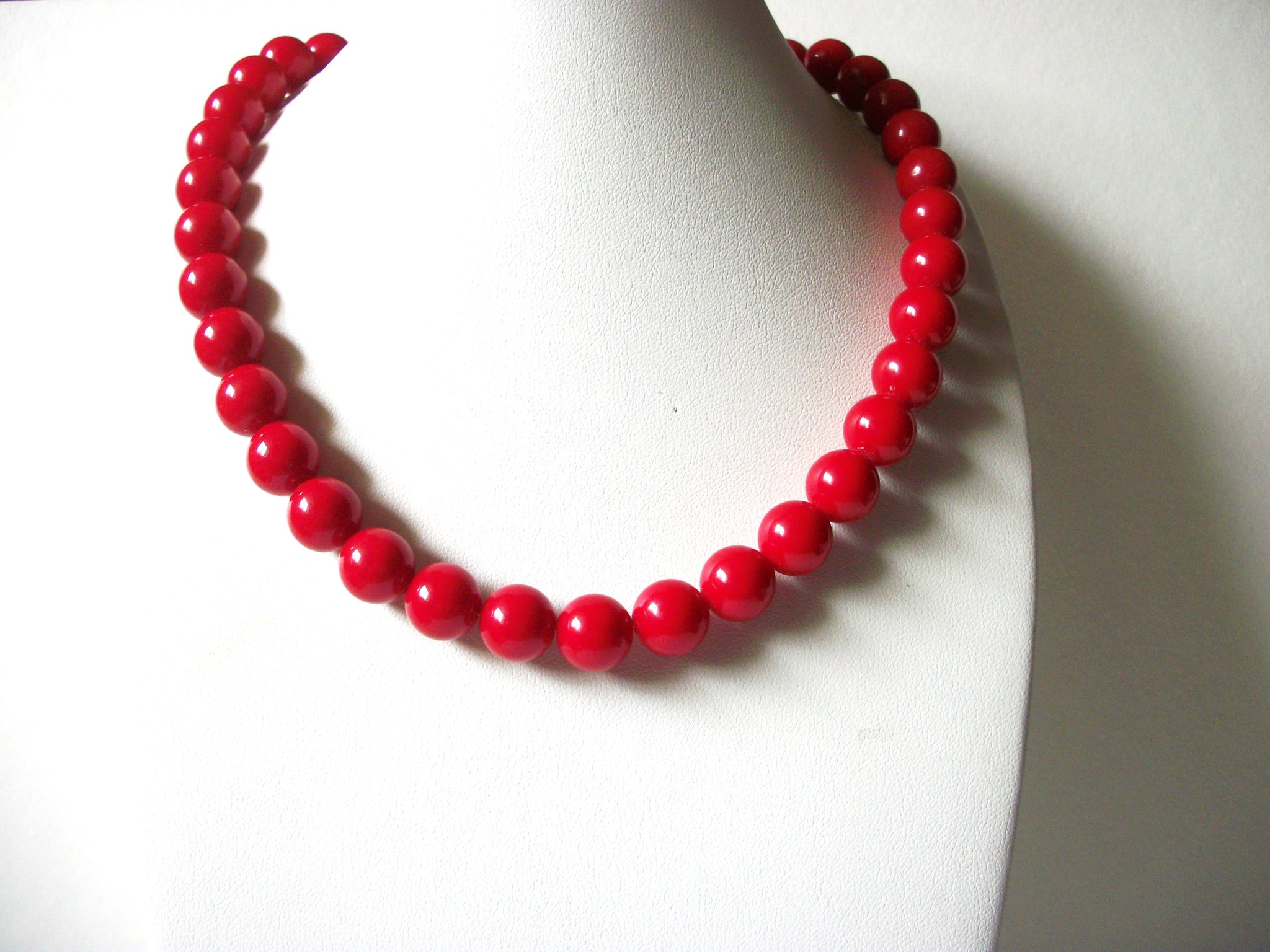 Retro Red Necklace 80520