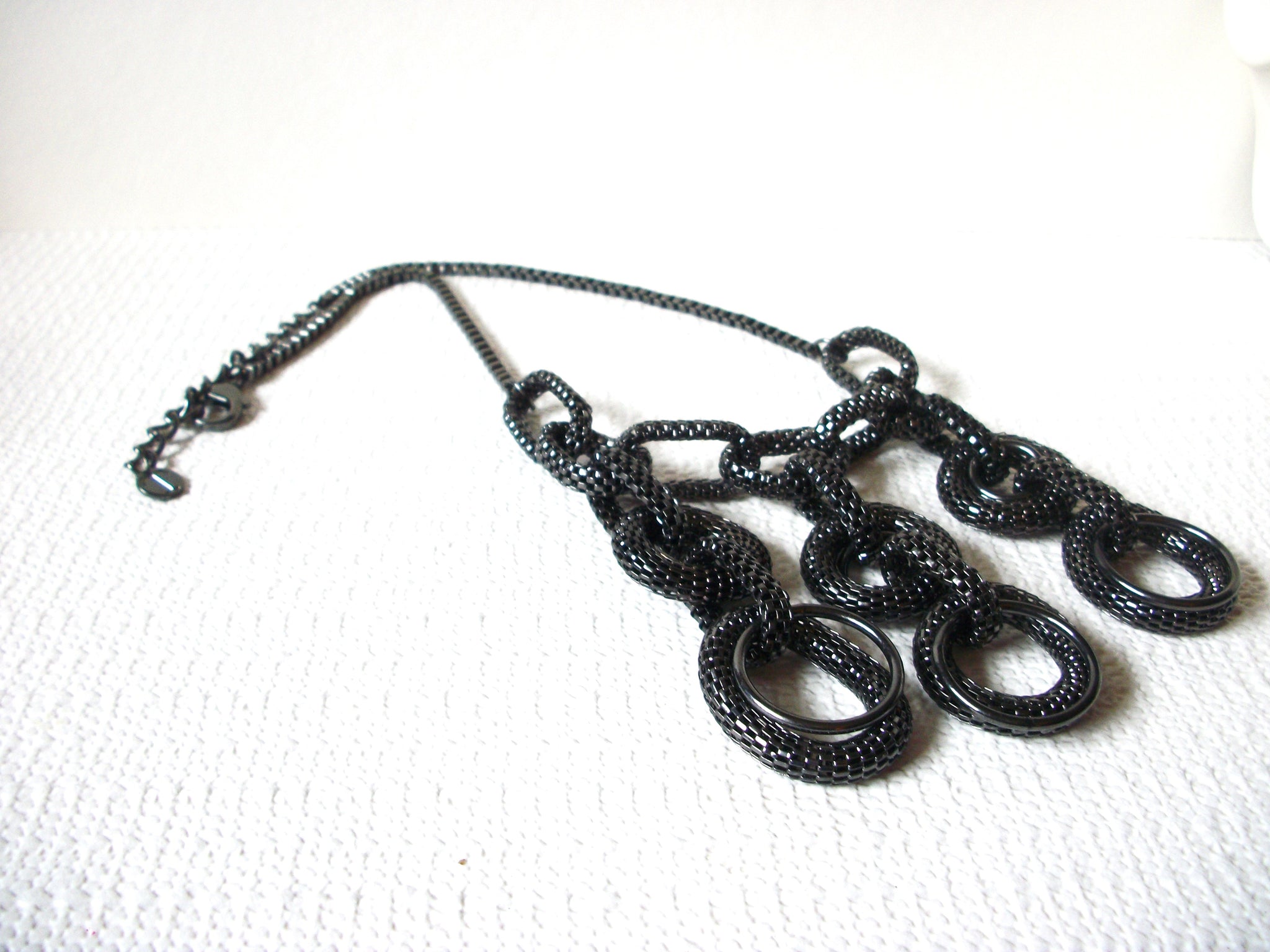 Retro Coil Loops Necklace 80520