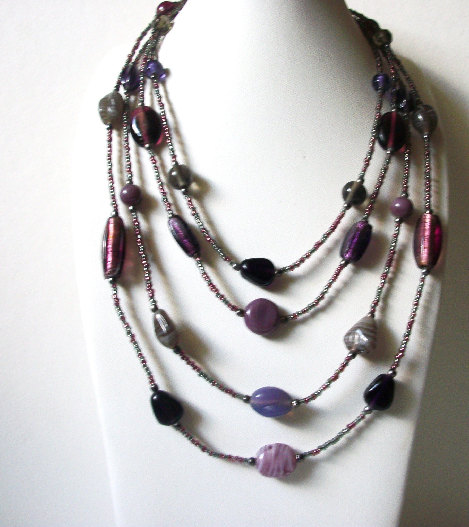Vintage Tumbled Glass Necklace 80820