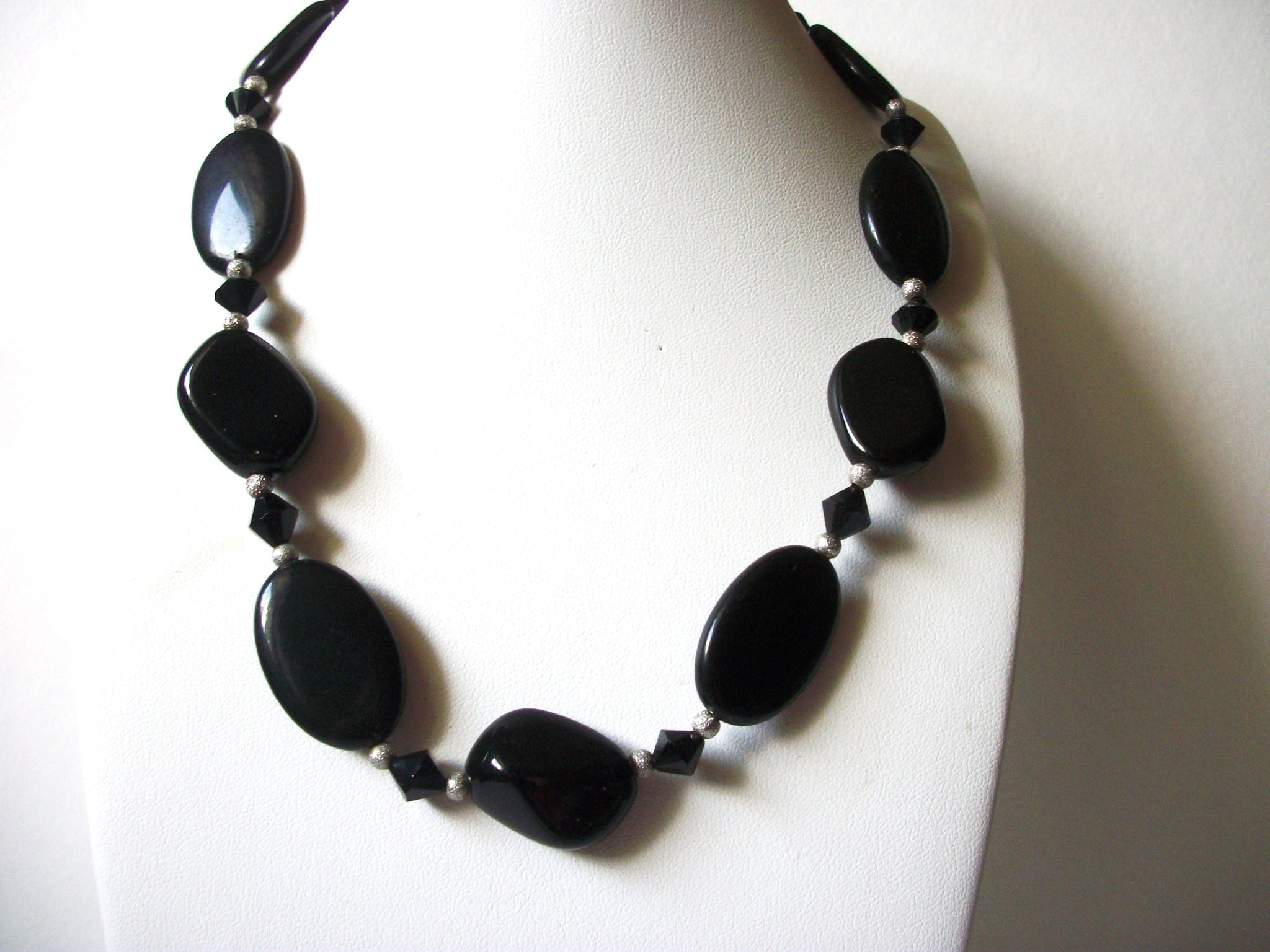 Retro Black Flat Stone Necklace 80820