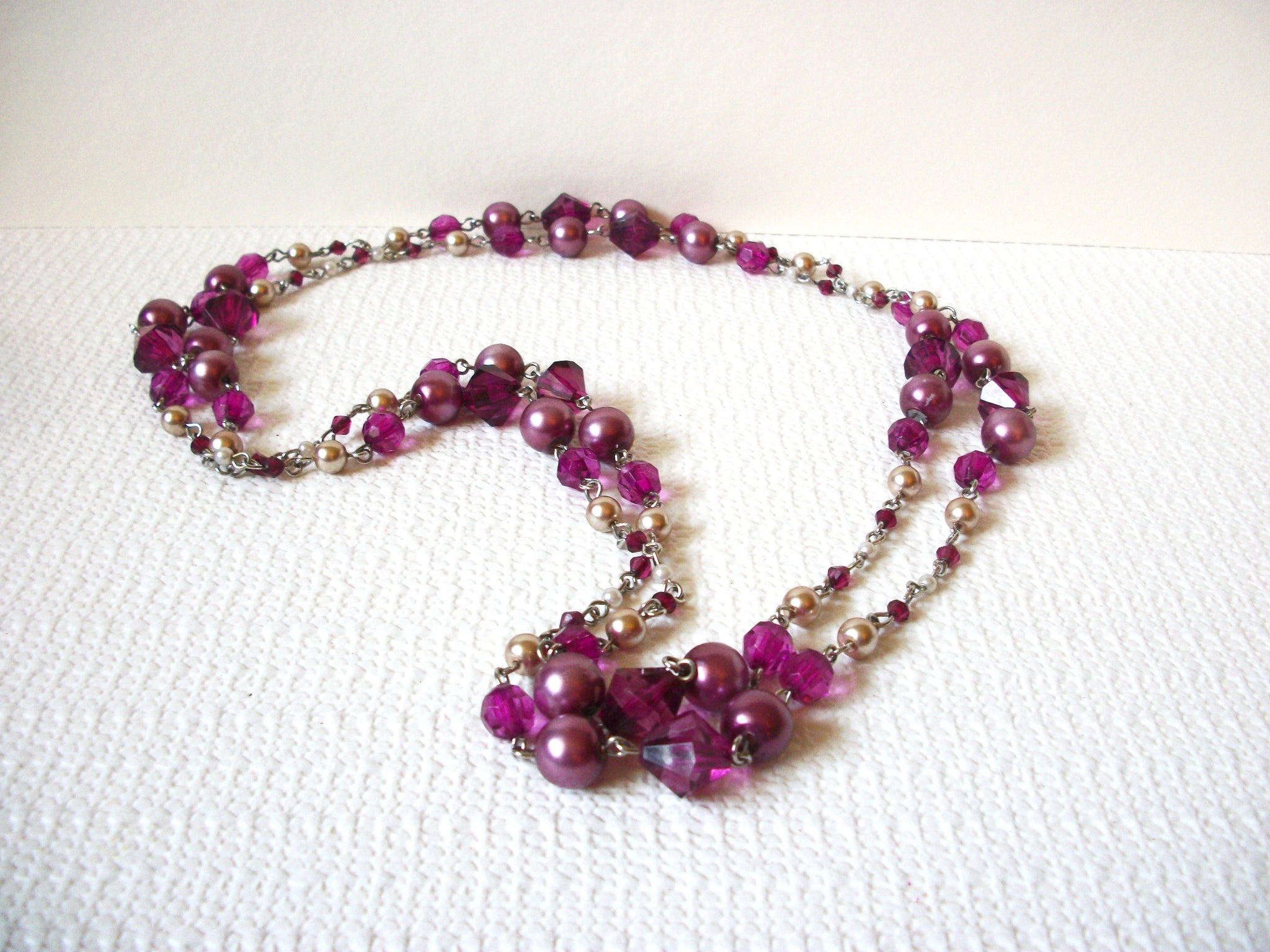 Vintage Fuchsia Altrosa Glass Pearl Necklace 80820