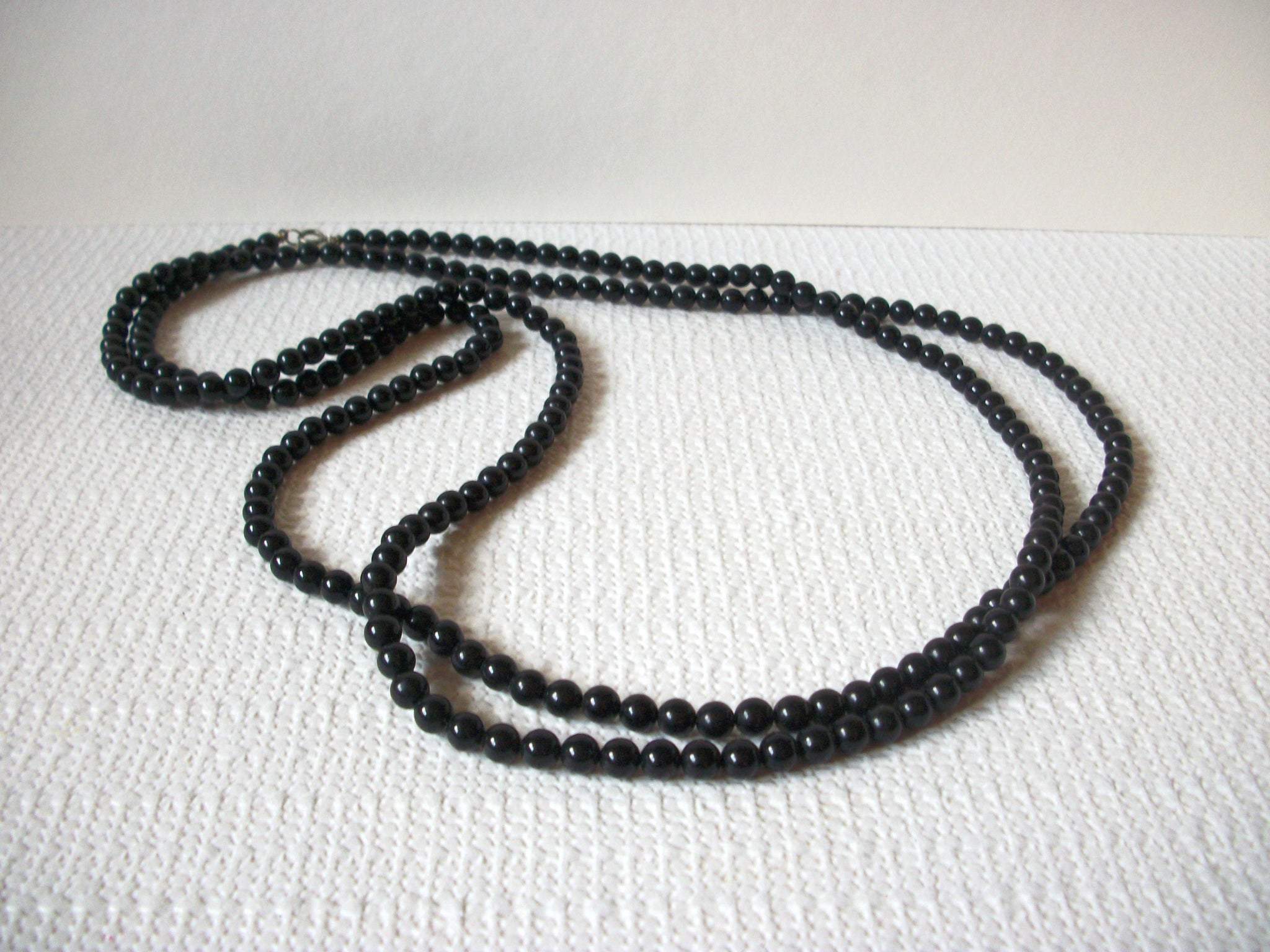 Vintage Long Black Necklace 80920