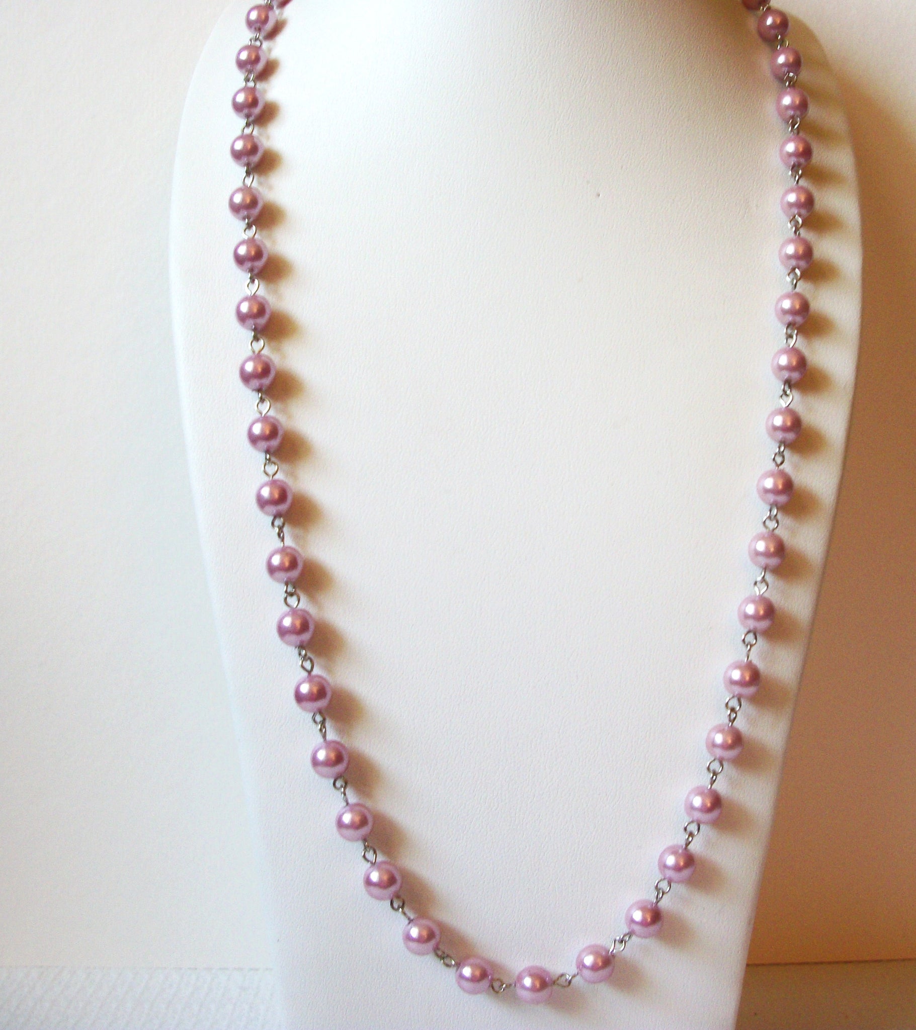 Vintage Pale Pink Glass Pearl Necklace 81120