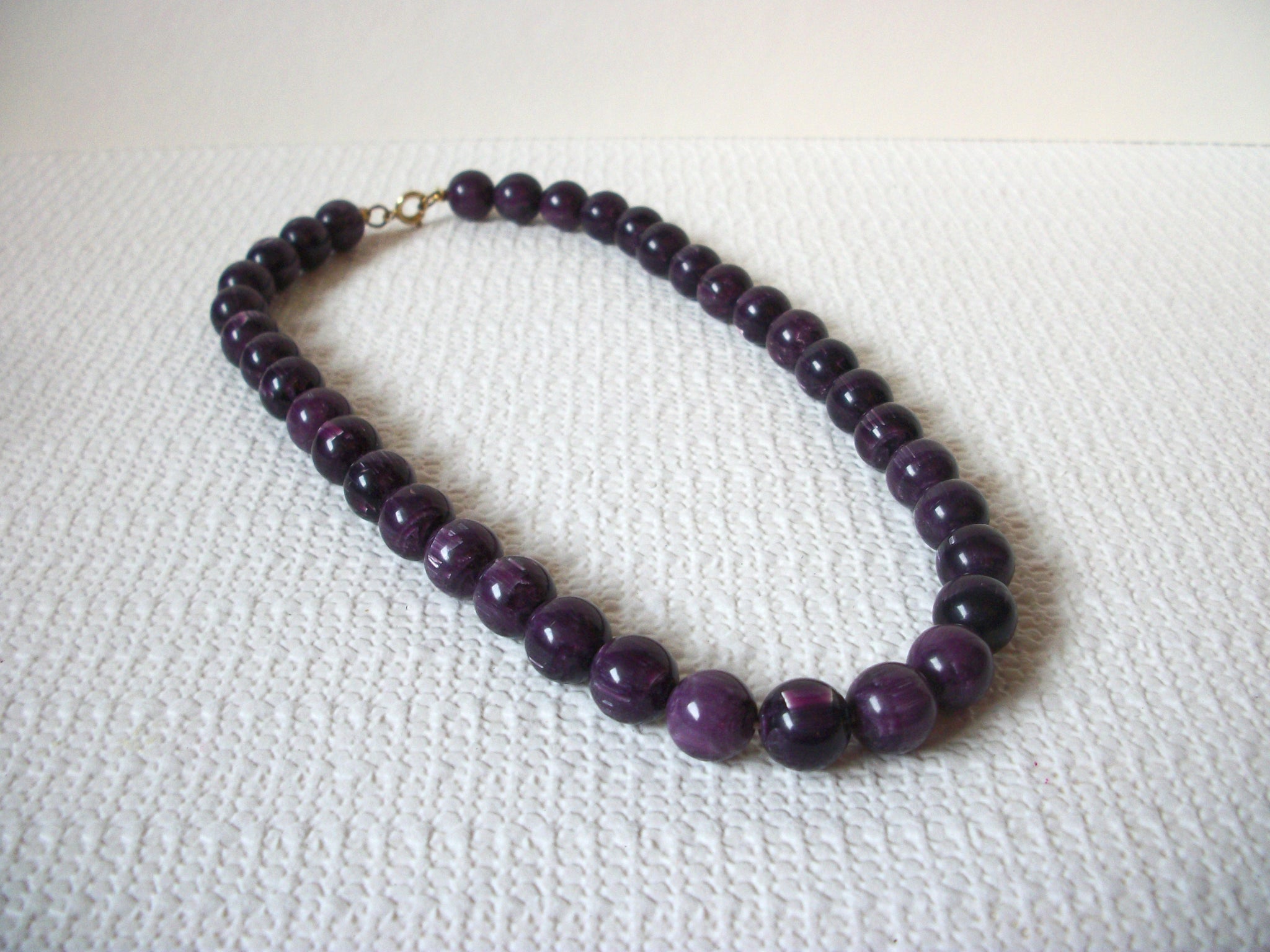 Vintage Plum Toned Necklace 81220