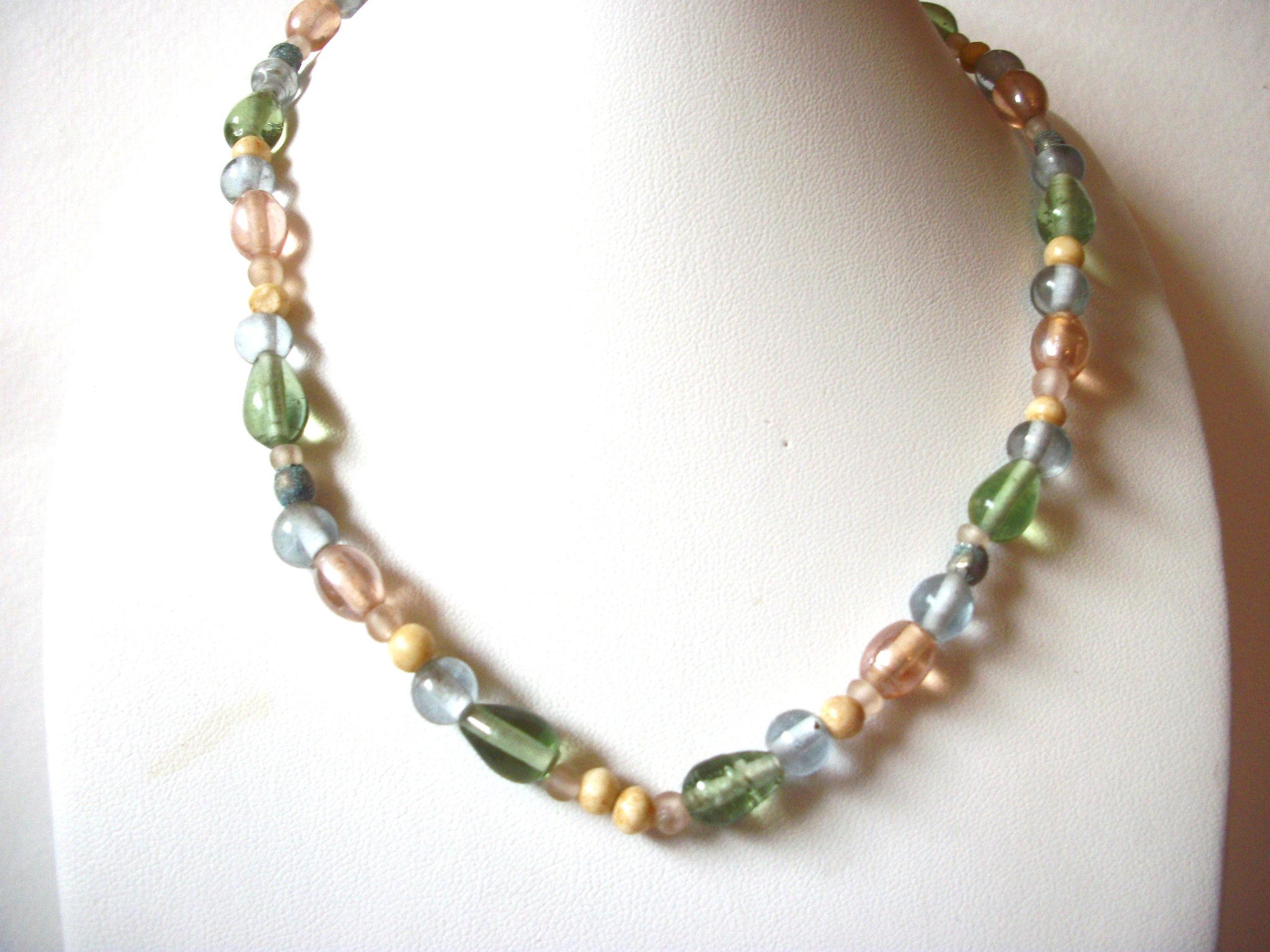 Vintage Glass Beads Necklace 81220