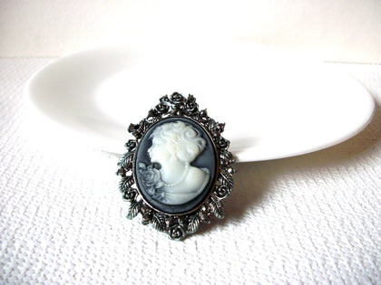 Vintage Cameo Brooch 81520