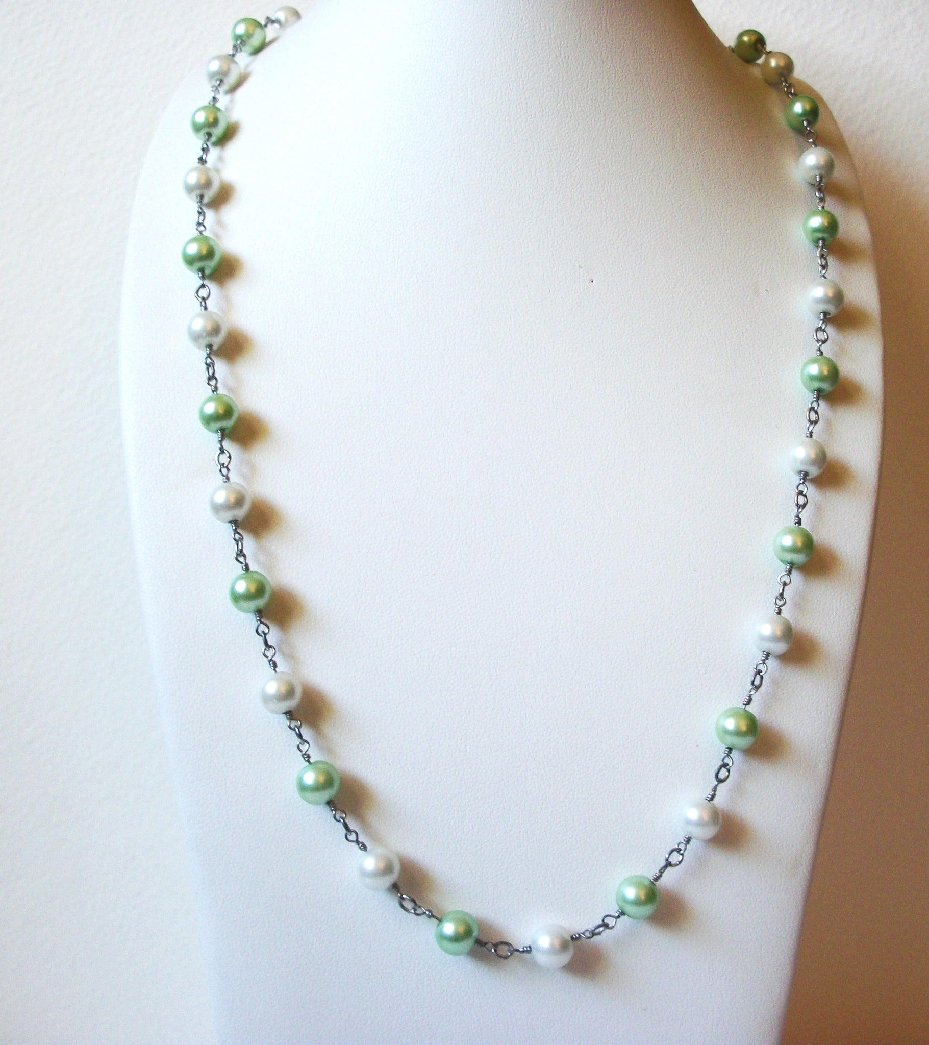 Vintage Glass Pearl Necklace 81520