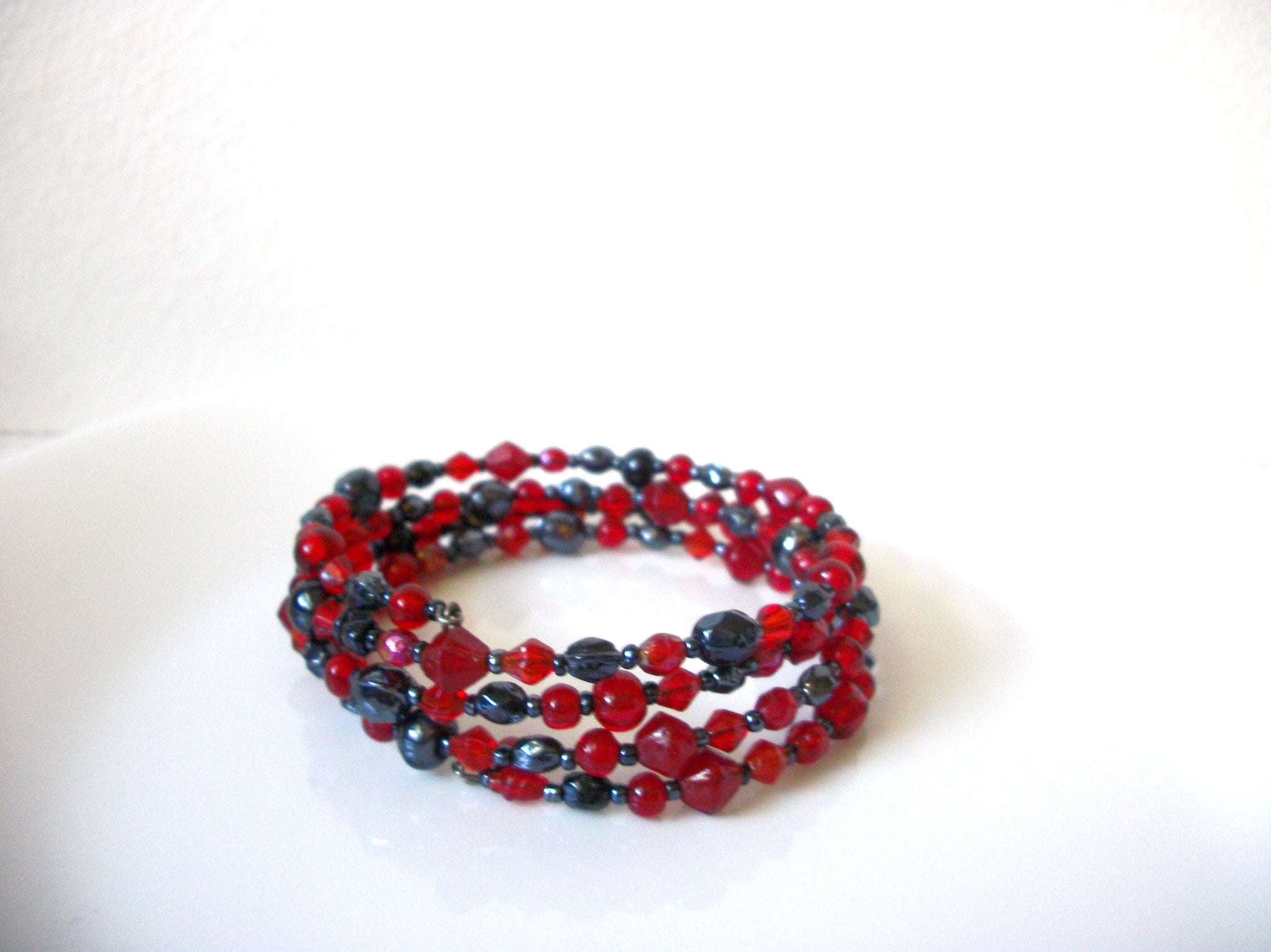Retro Red Glass Hematite Bracelet 81520