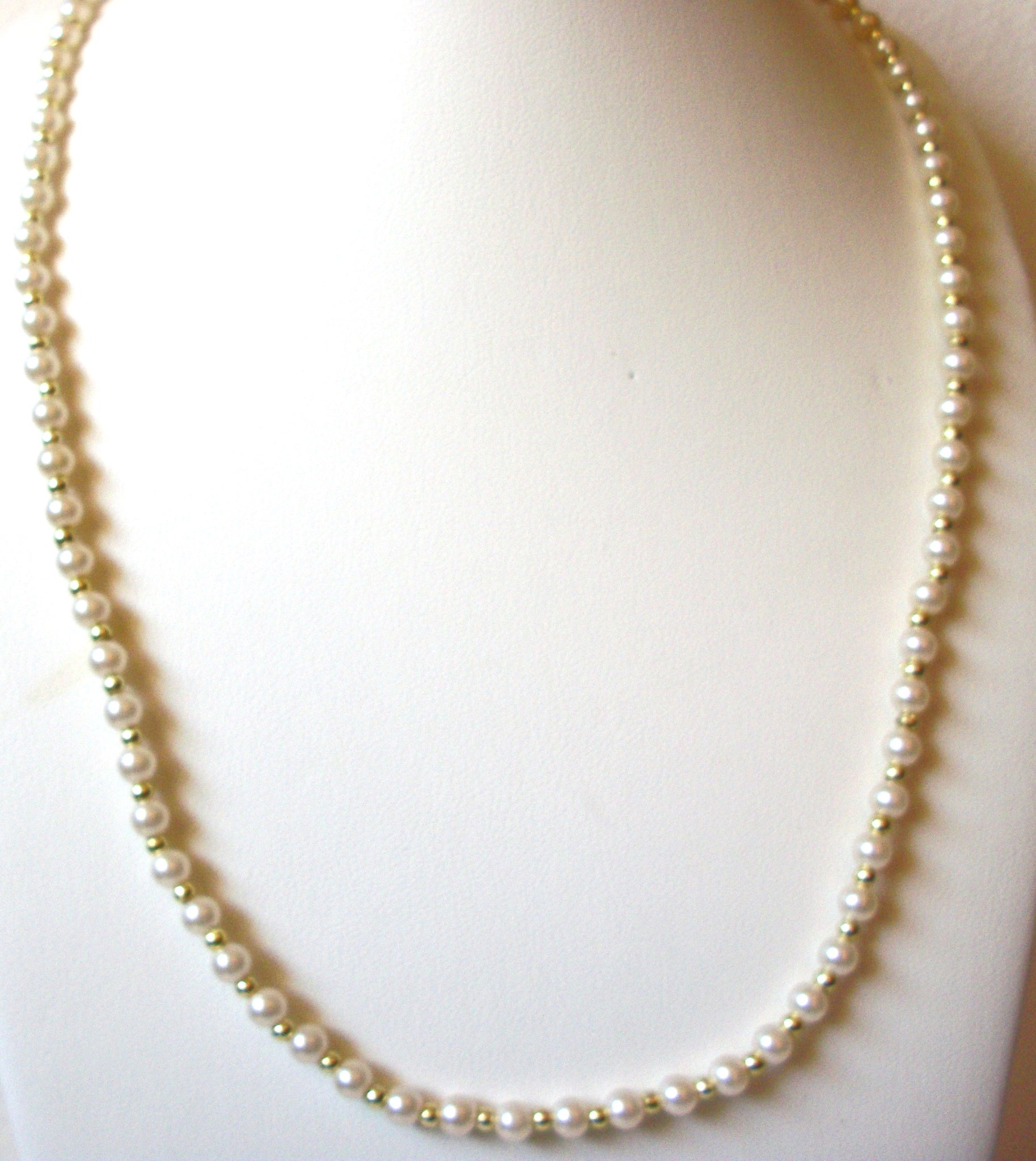 Vintage Faux Pearl Necklace 81820