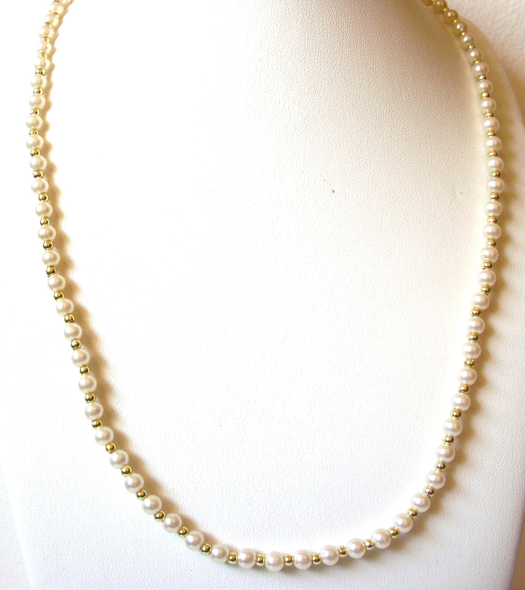 Vintage Faux Pearl Necklace 81820