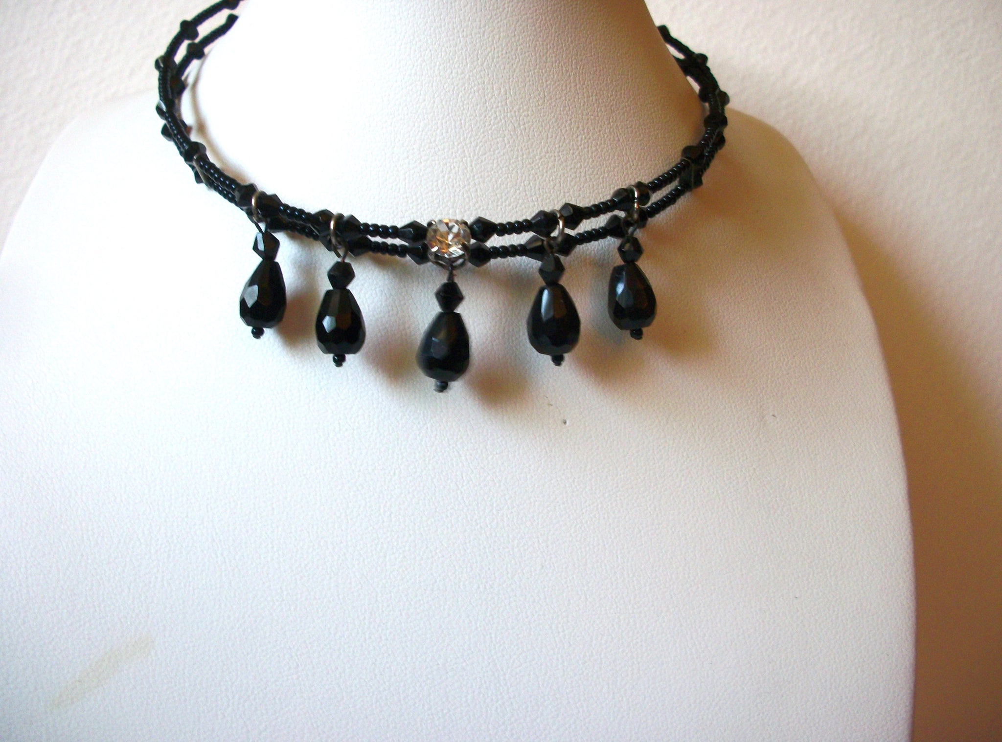 Vintage Black Choker Necklace 81820