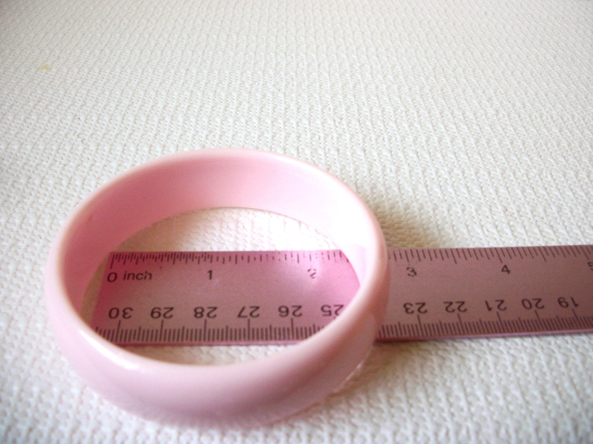 Retro Pale Pink Bangle Bracelet 81920