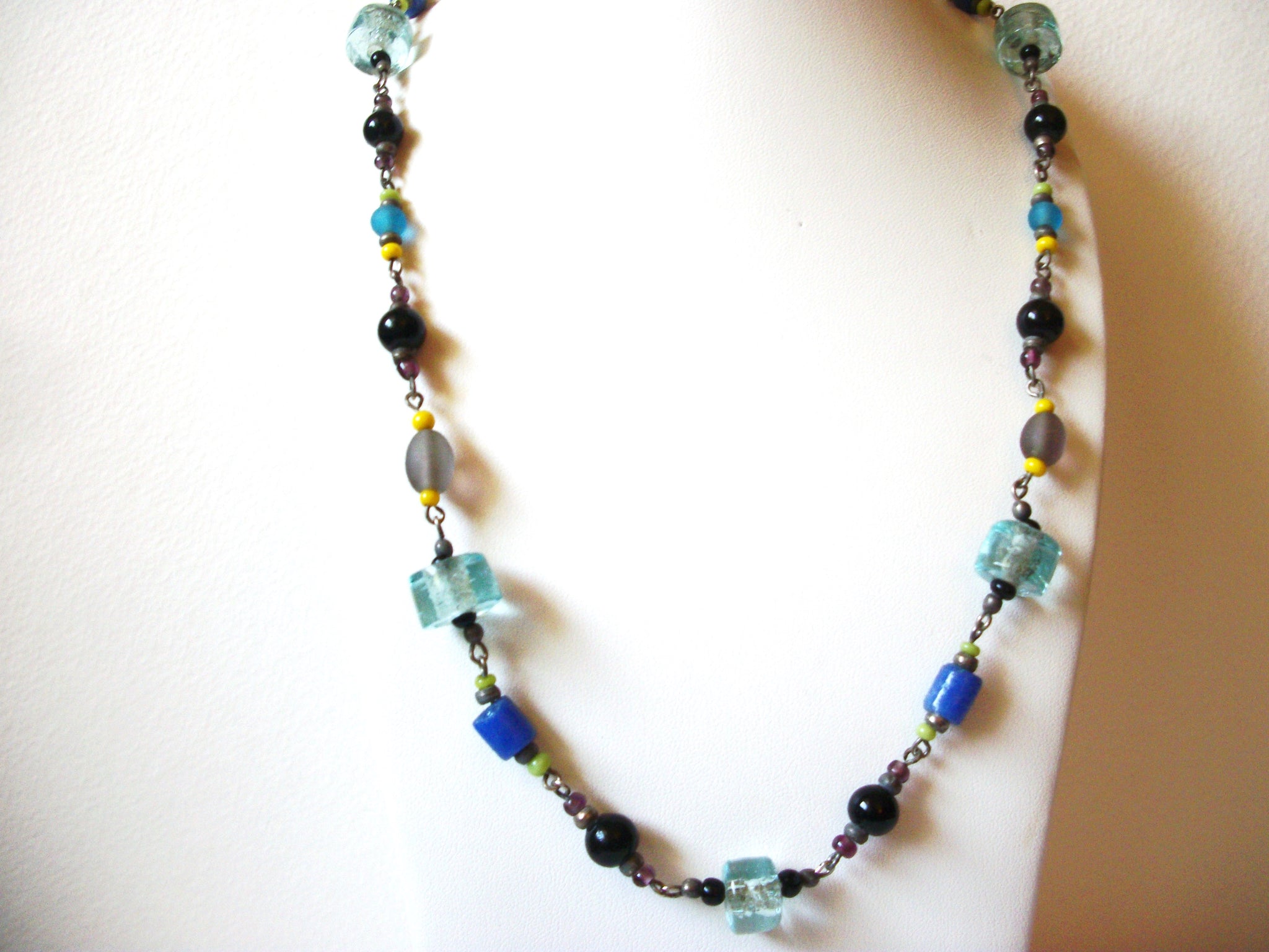 Vintage Blue Glass Onyx Necklace 81920