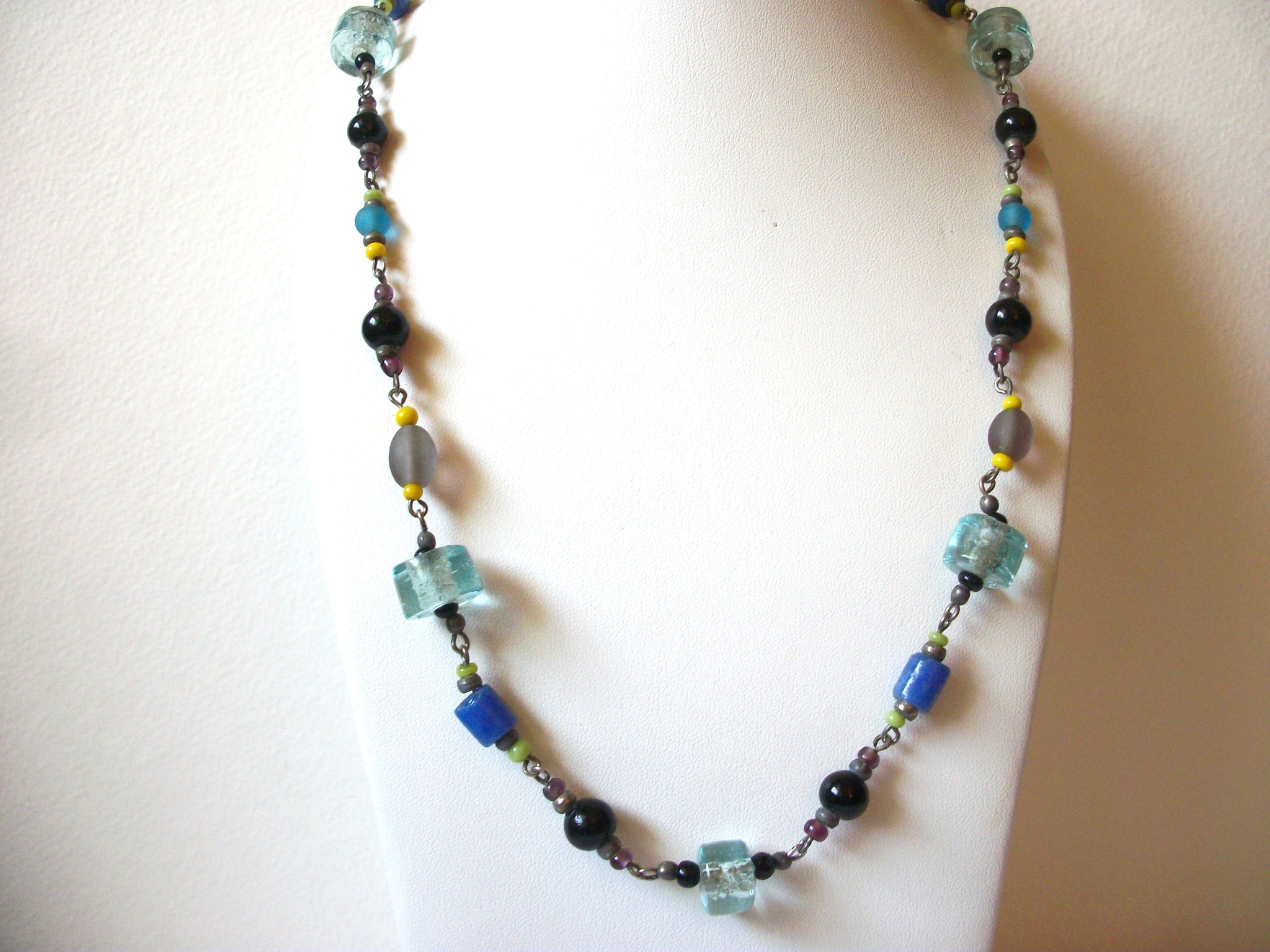 Vintage Blue Glass Onyx Necklace 81920