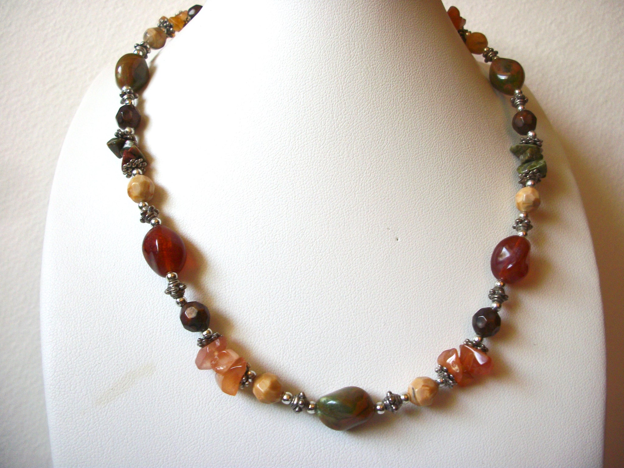 Vintage Semi Precious Stone Necklace 81720