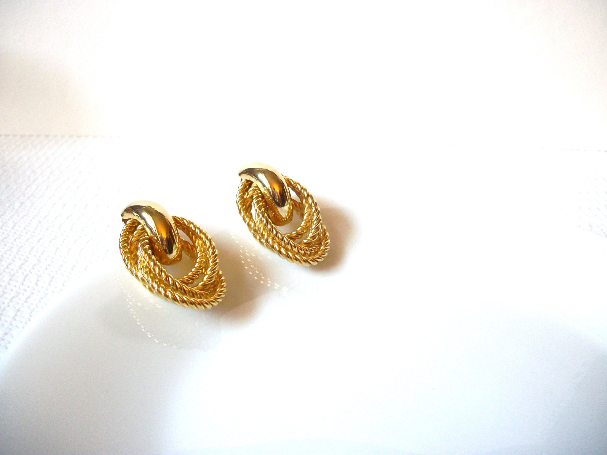 Retro Gold Toned Earrings 802020