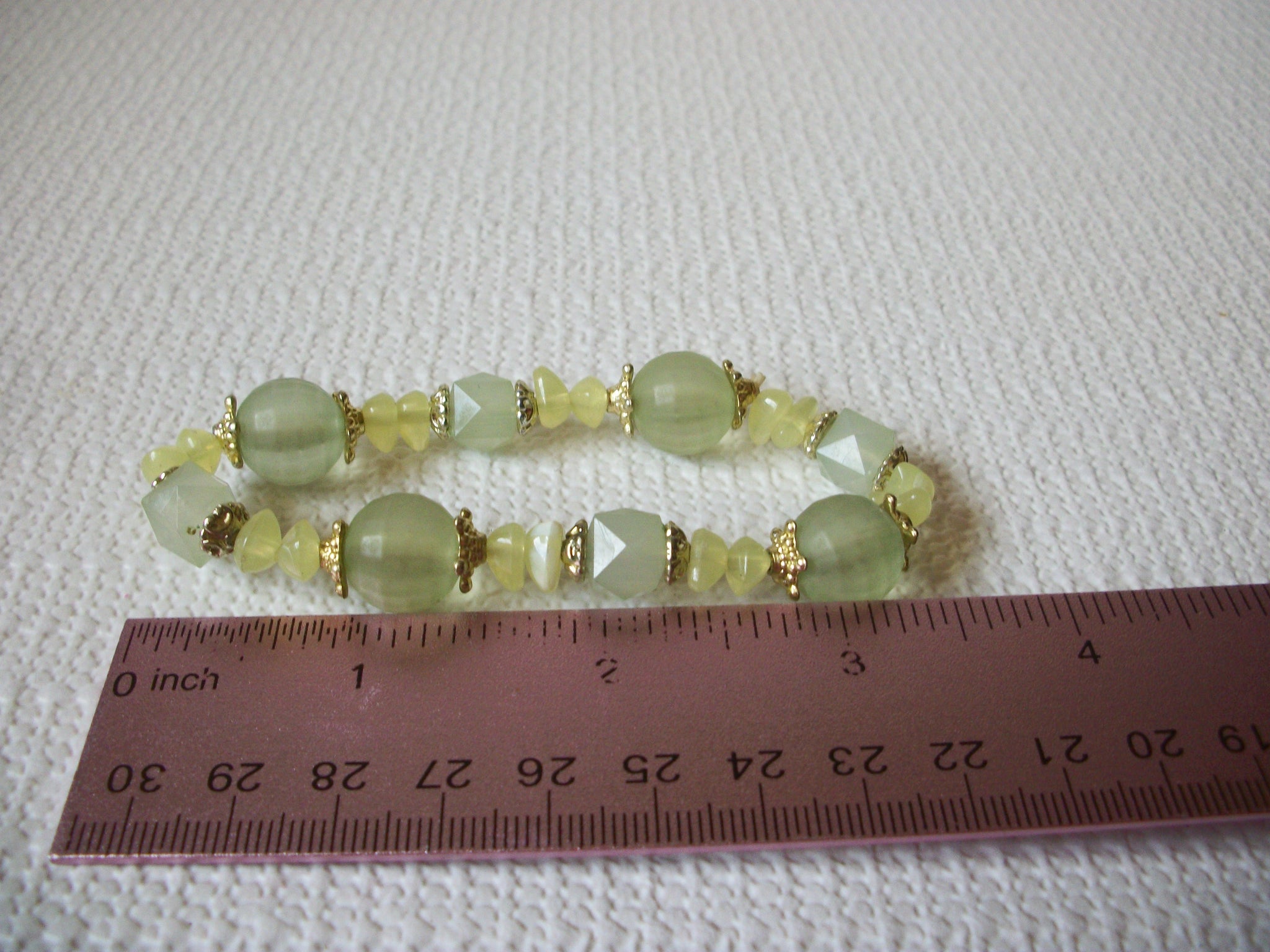 Vintage Lucite Beads Bracelet 82120