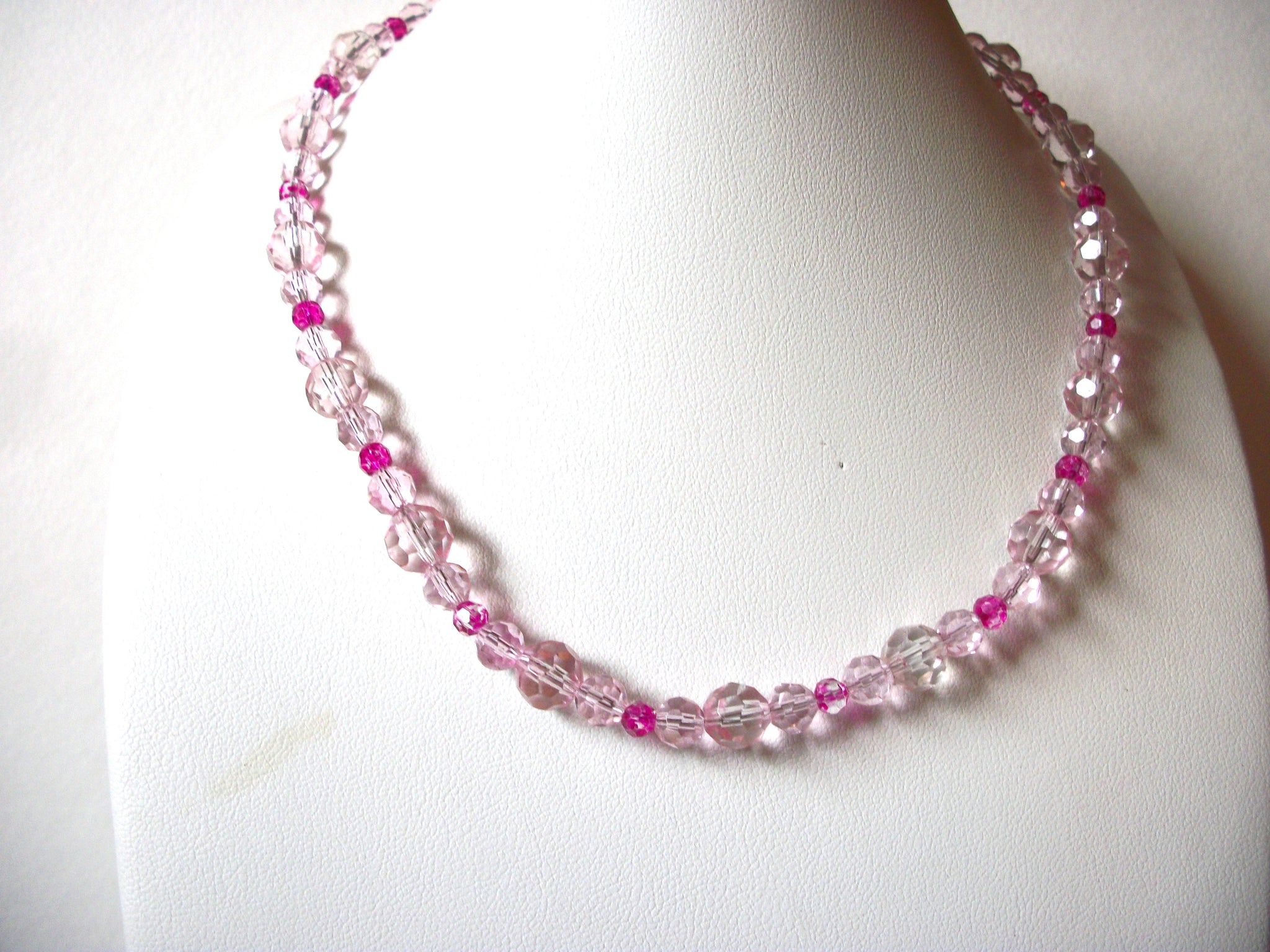 Vintage Pink Glass Necklace 82220