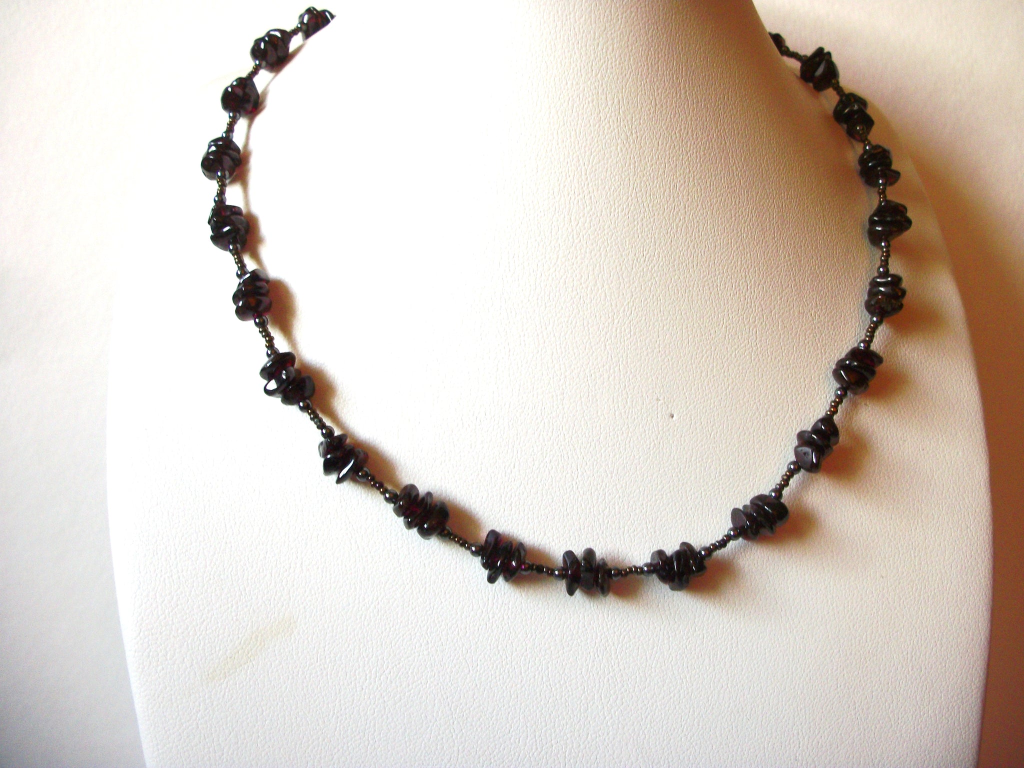 Vintage Glass Necklace 82220