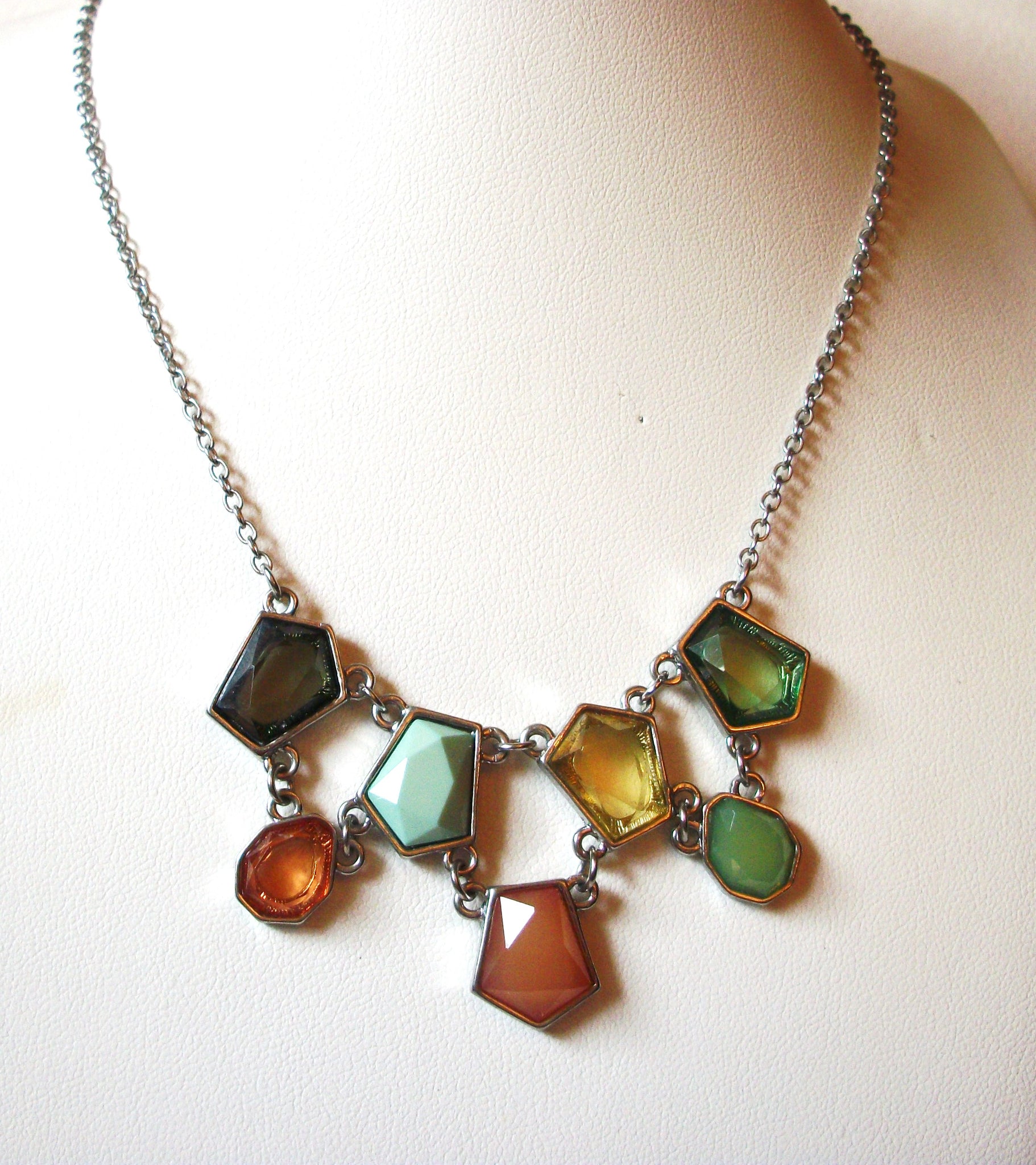 Retro Colorful Necklace 82320